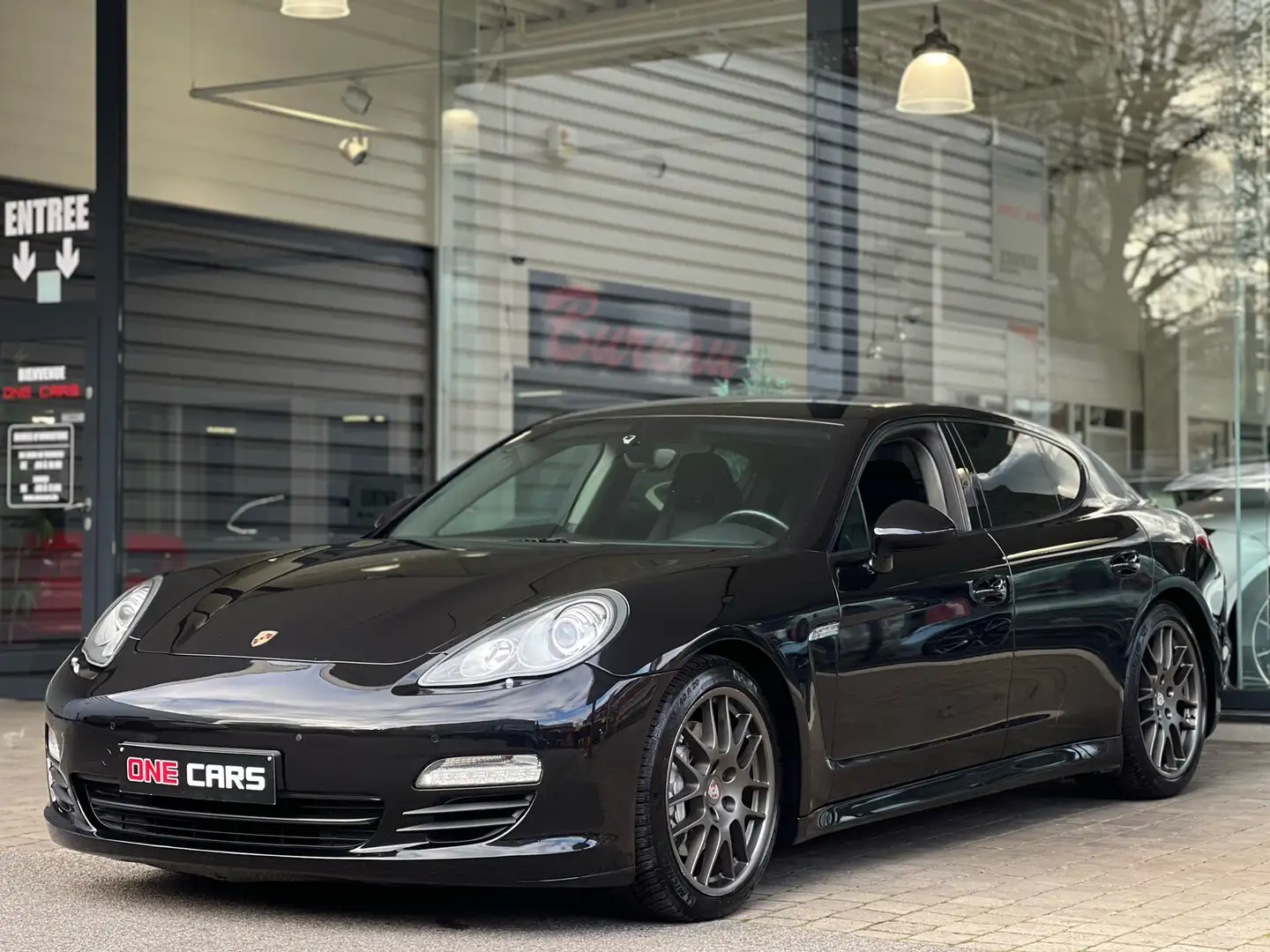 Porsche Panamera 3.0D CLIM-CUIR-GPS-TEL-XENON-JA20 TURBO-GAR 12MOIS Noir - 1