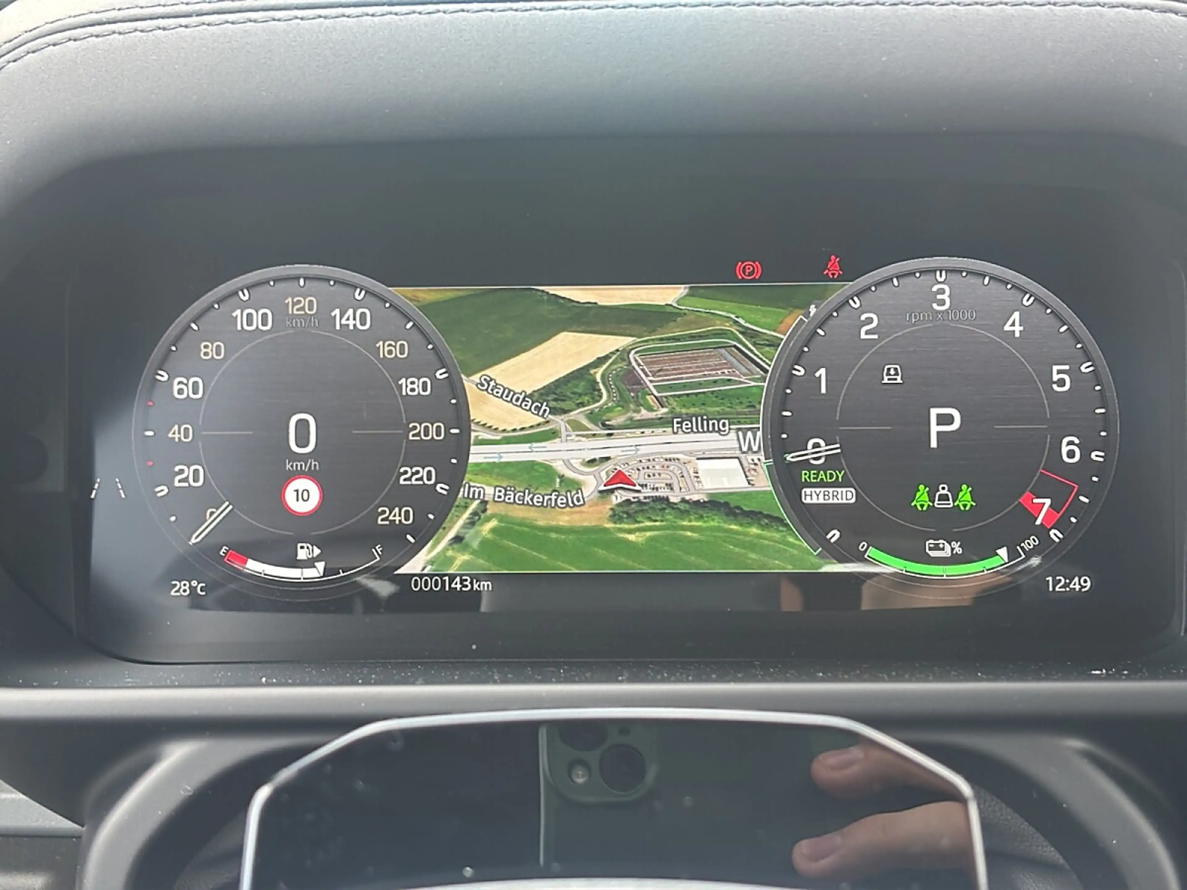 Land Rover Defender 110 P300e PHEV AWD X-Dynamic SE Aut. Momentum E... — photo 14