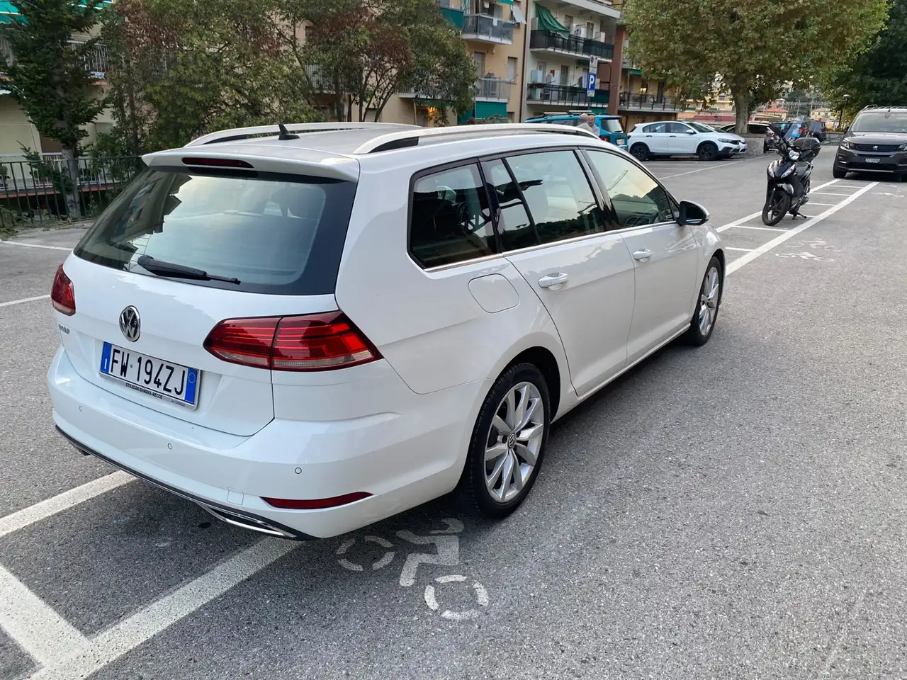 Volkswagen Golf Variant 1.9 tdi Highline 115cv tiptronic, foto 6
