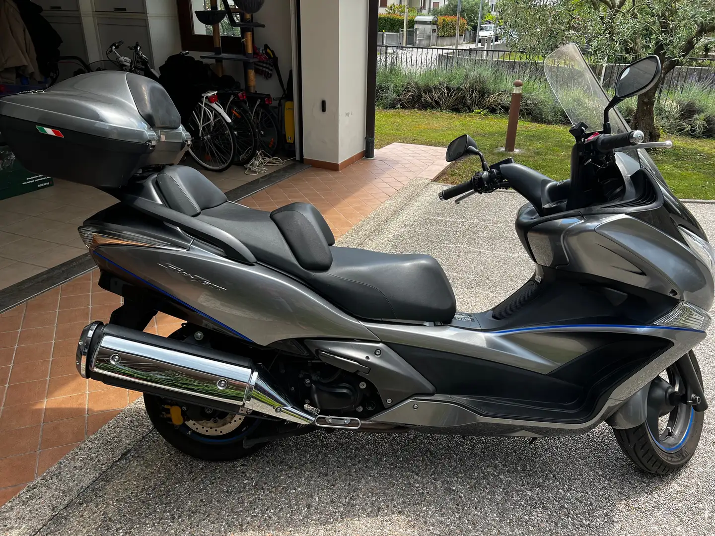 Honda VT 600 siva - 2