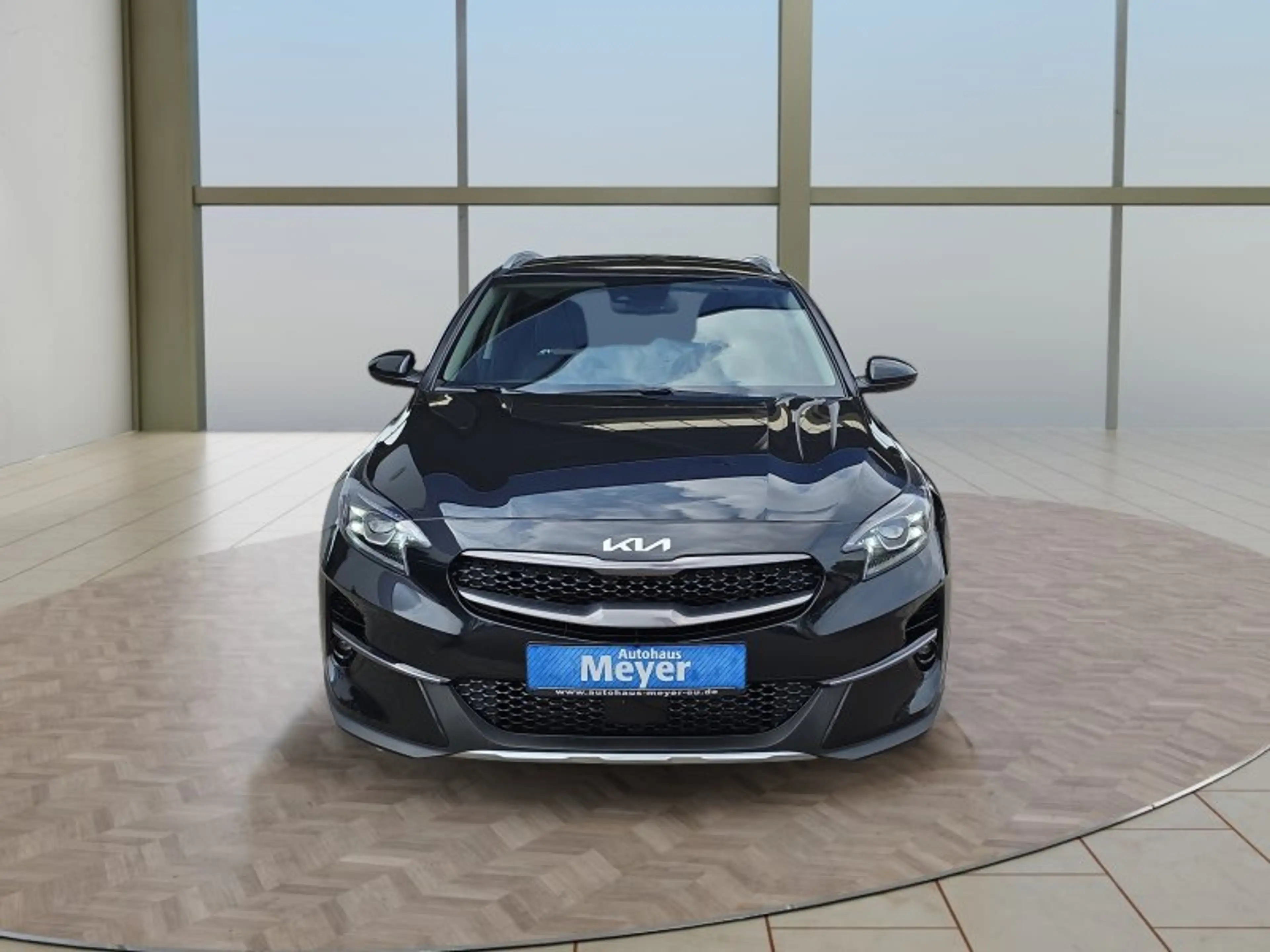 Kia XCeed 1.5 T-GDI DCT aAHK/8*Alu/Voll-LED/Navi/Winterp. — photo 8