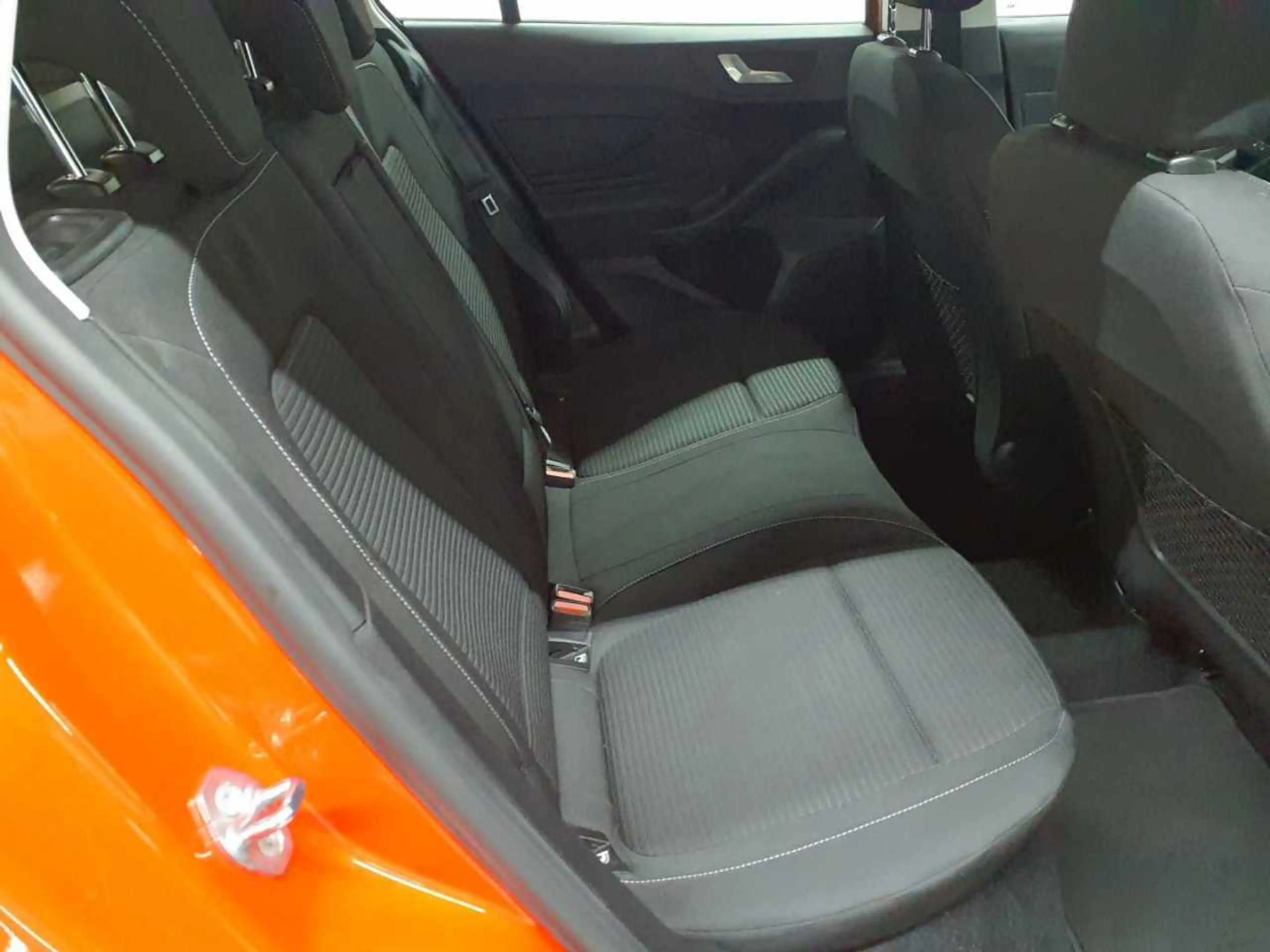 Ford Focus Focus Turnier 1.5 EcoBlue TITANIUM STYLE — photo 14
