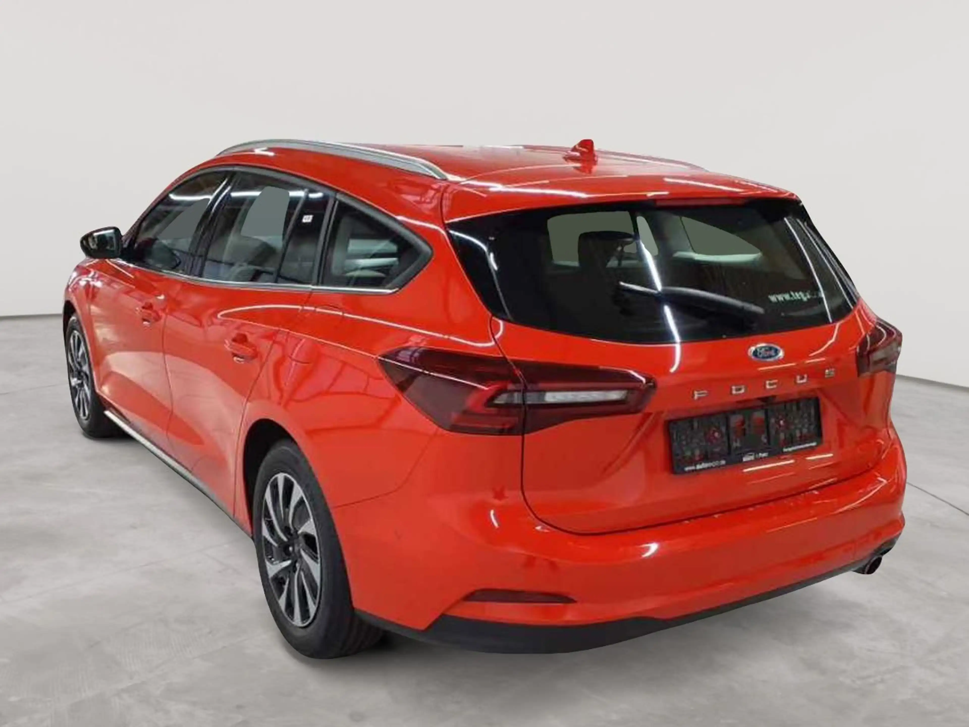 Ford Focus Focus Turnier 1.5 EcoBlue TITANIUM STYLE — photo 5