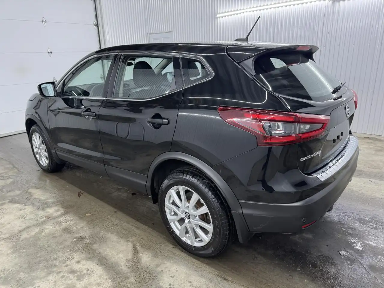 Nissan Qashqai снимка Nissan Qashqai