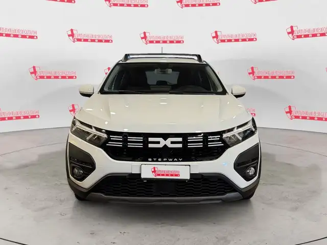 Dacia Sandero view 6