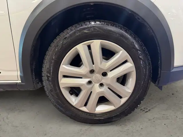 Dacia Sandero view 7