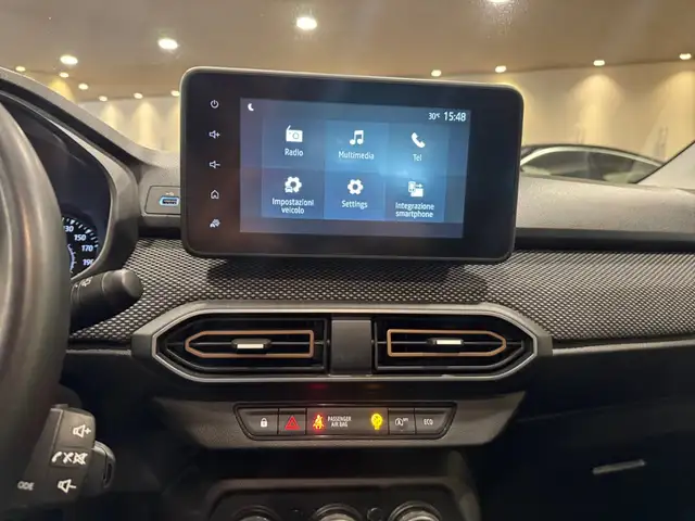 Dacia Sandero view 14