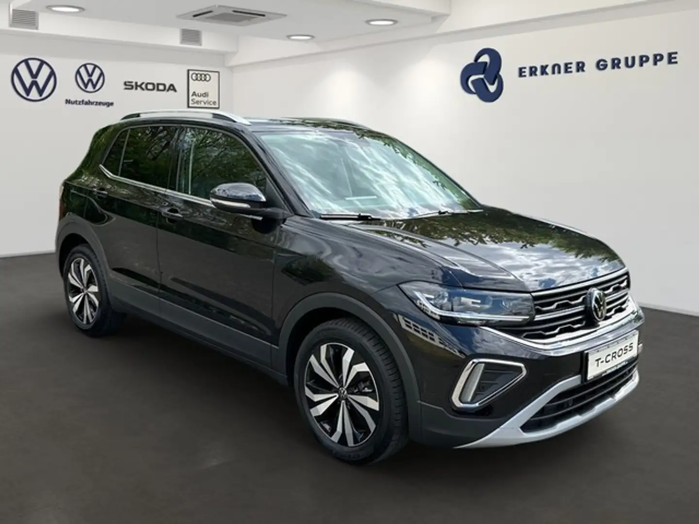 Volkswagen T-Cross 1.0TSI DSG Style AHK+GJR+KAMERA+NAV+SHZ Schwarz - 2