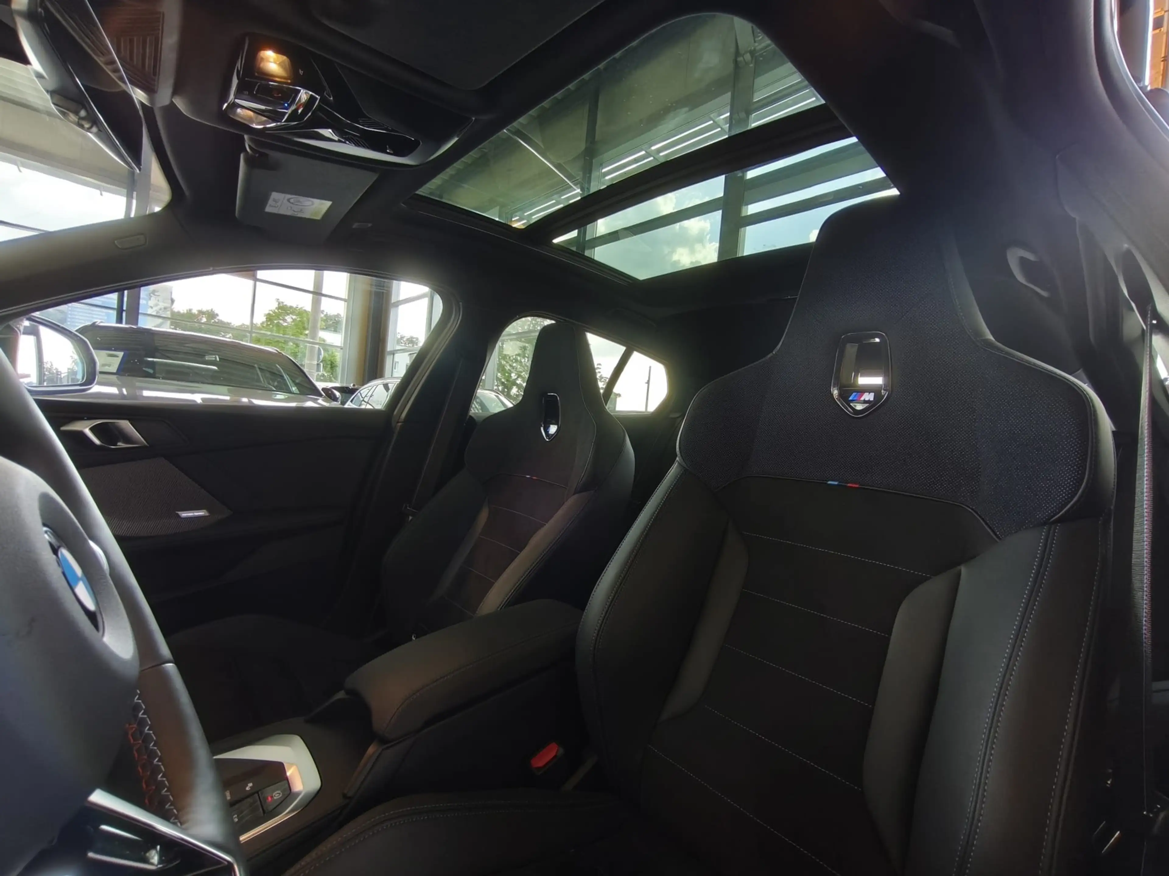 BMW M1 35 xDr M Sport Pro PANO/HUD/Memo/360°/M-Sitze — photo 9