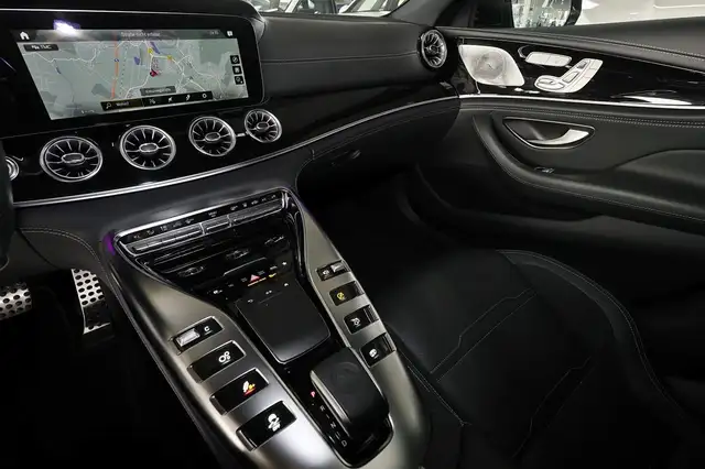 Mercedes-Benz AMG GT view 11