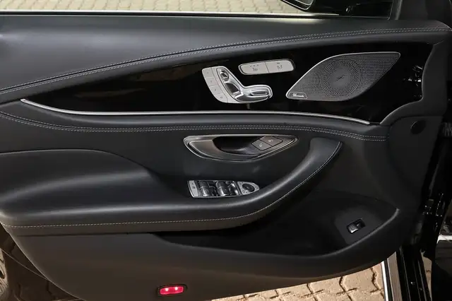 Mercedes-Benz AMG GT view 13