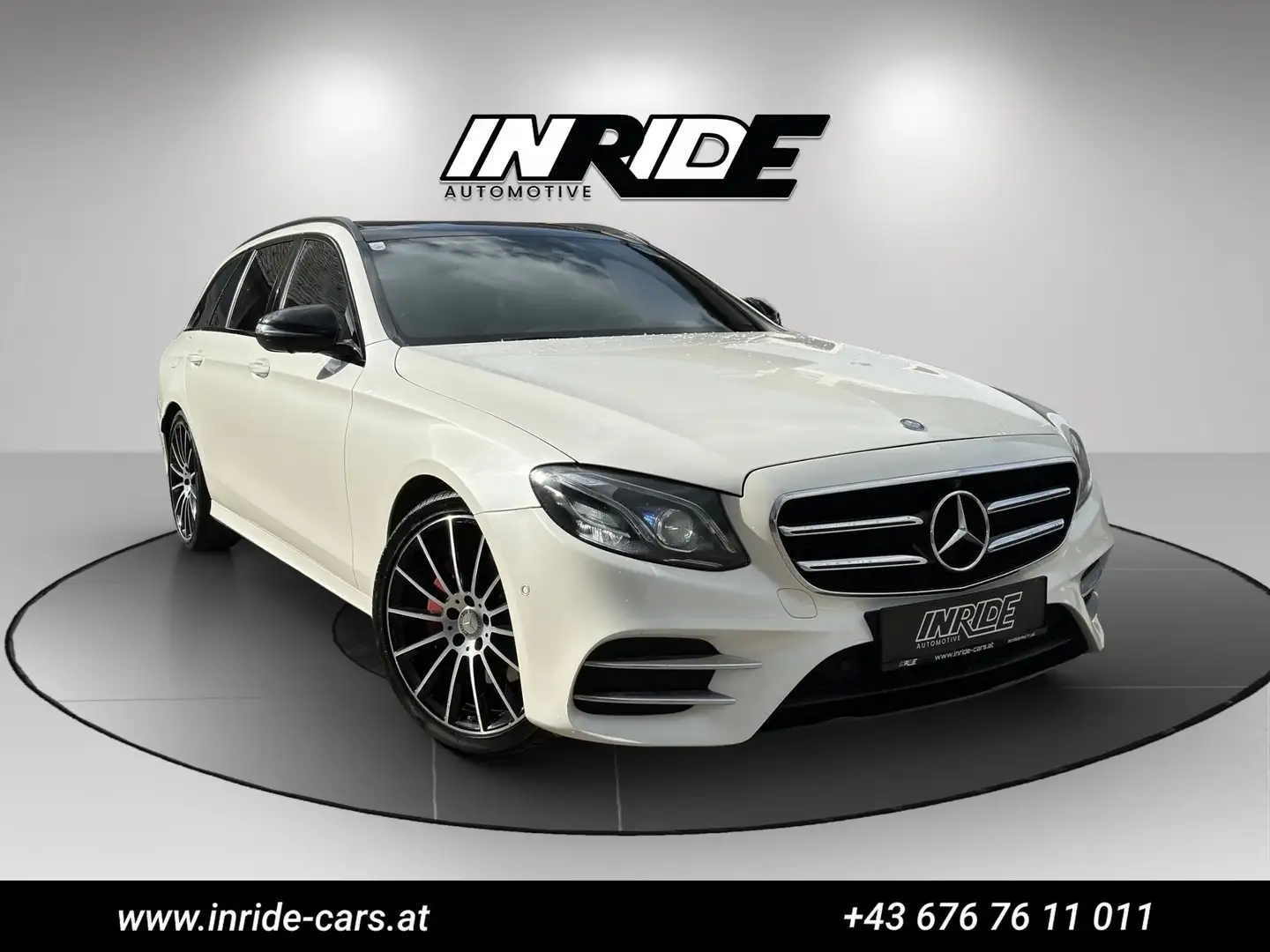 Mercedes-Benz E 220 E 220/AHK/AMG/PANO/BURMESTER/360GRAD Weiß - 2
