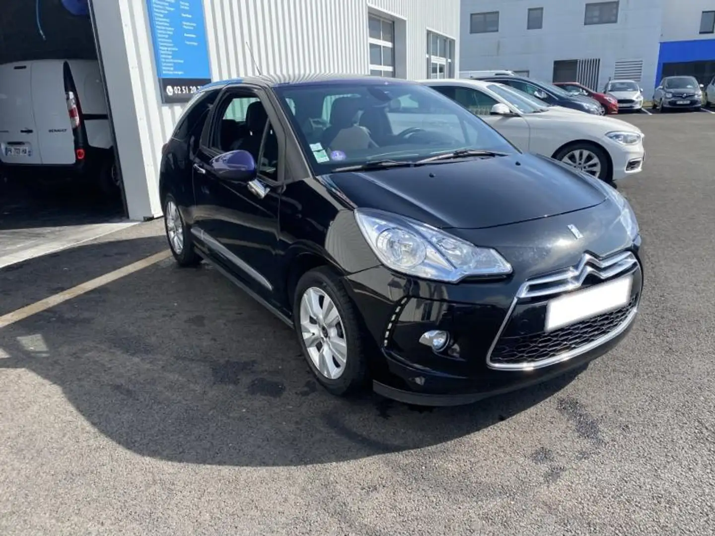 Citroen DS3 PureTech 82ch So Chic Noir - 2