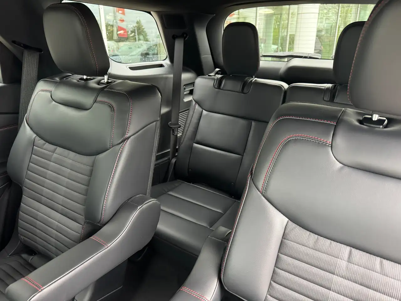 Ford Explorer photo Ford Explorer
