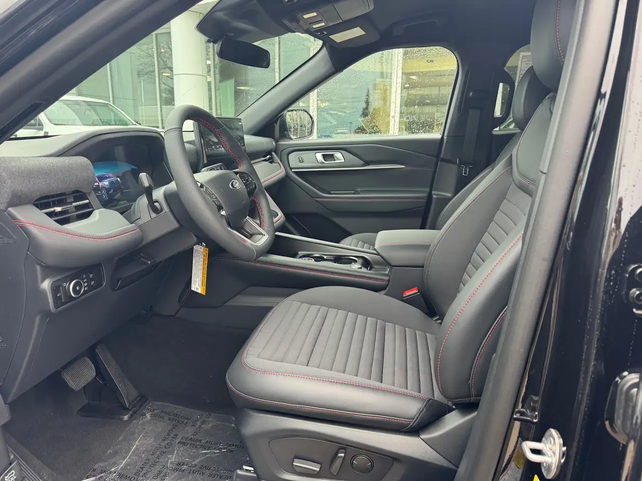 Ford Explorer photo Ford Explorer
