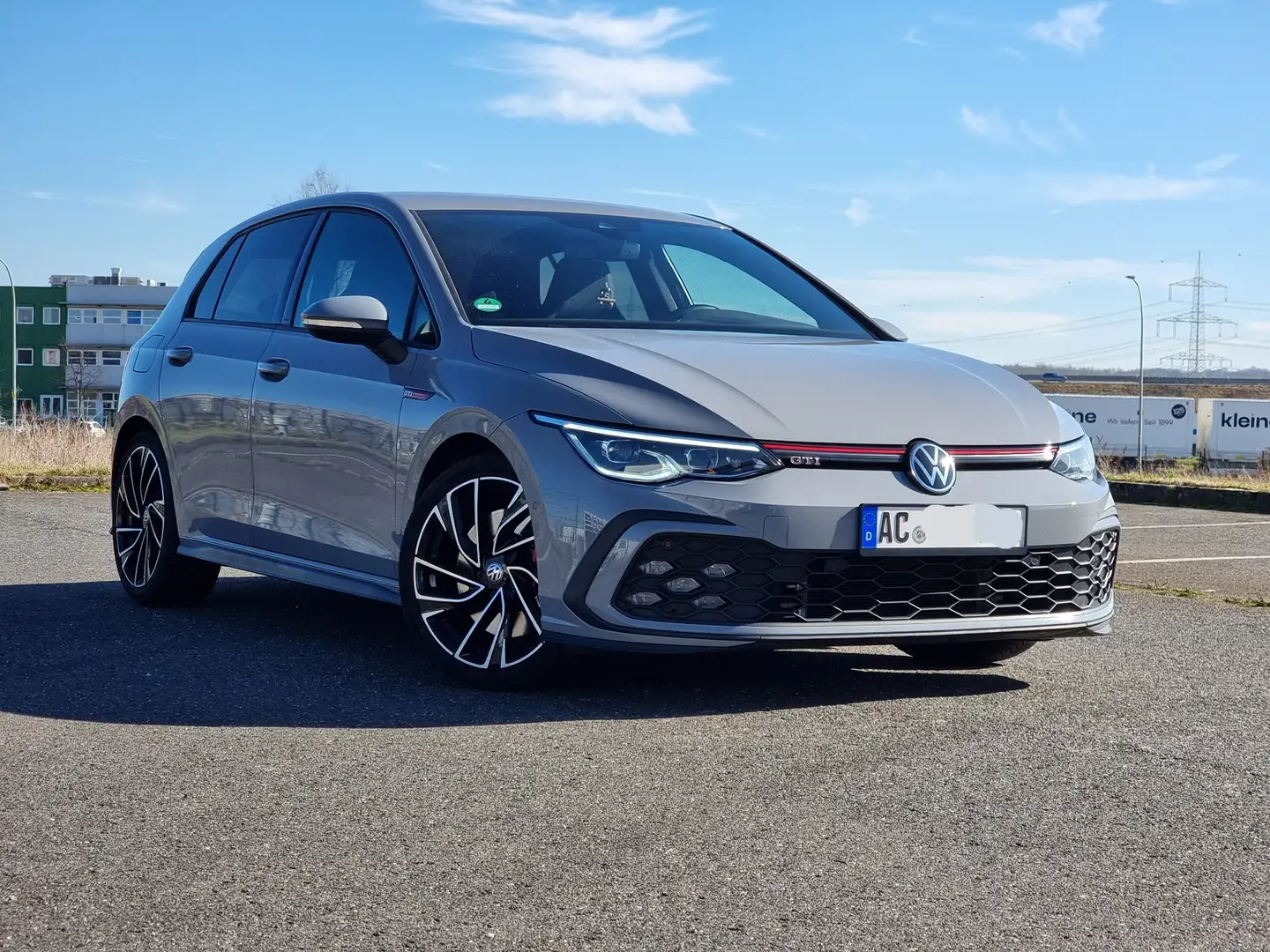 Volkswagen Golf GTI 2.0 TSI OPF DSG Grau - 1
