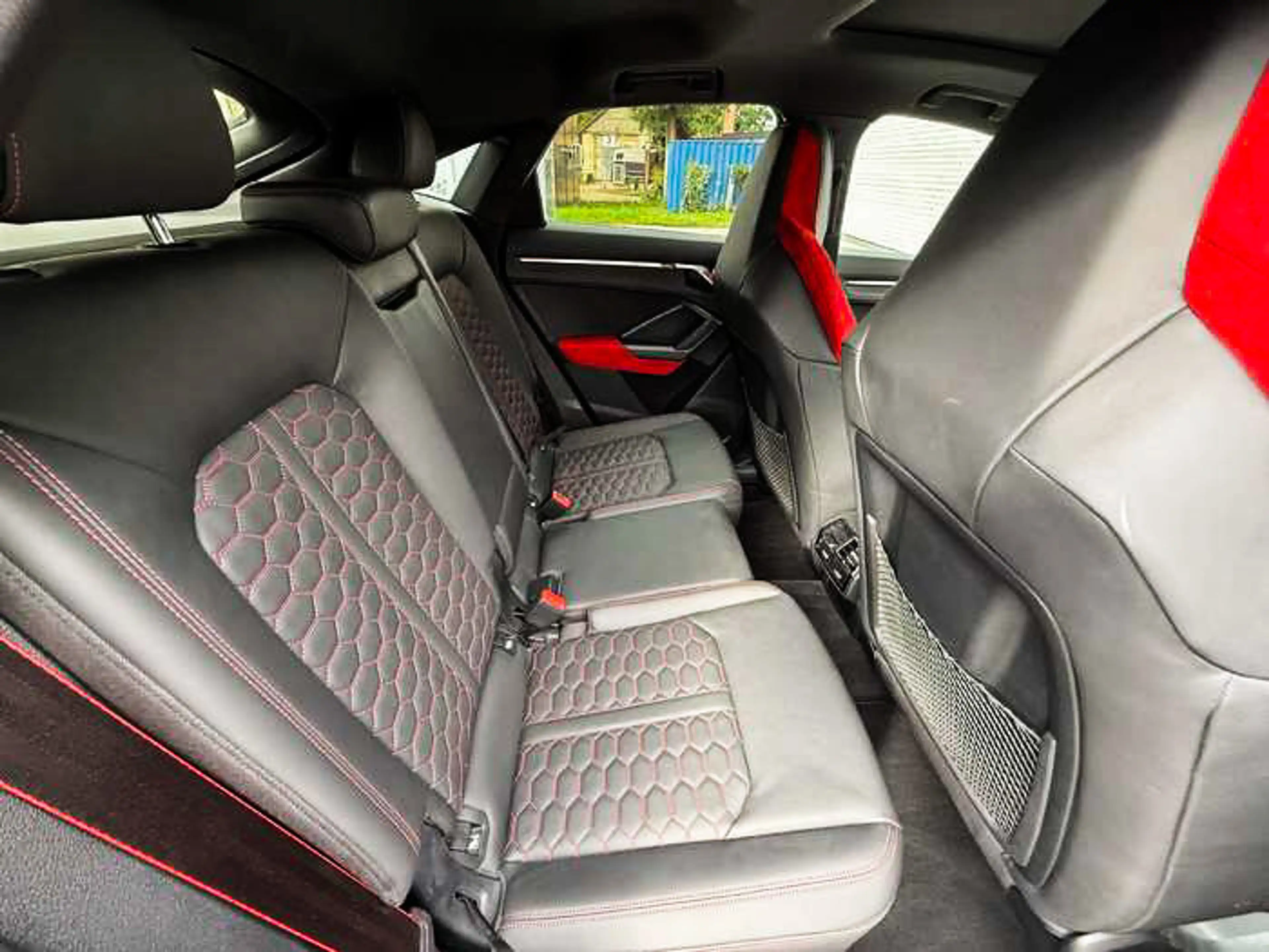 Audi RS Q3 PANO*360*Laneassist*Adaptive*Matrix*Keyless*… — photo 10