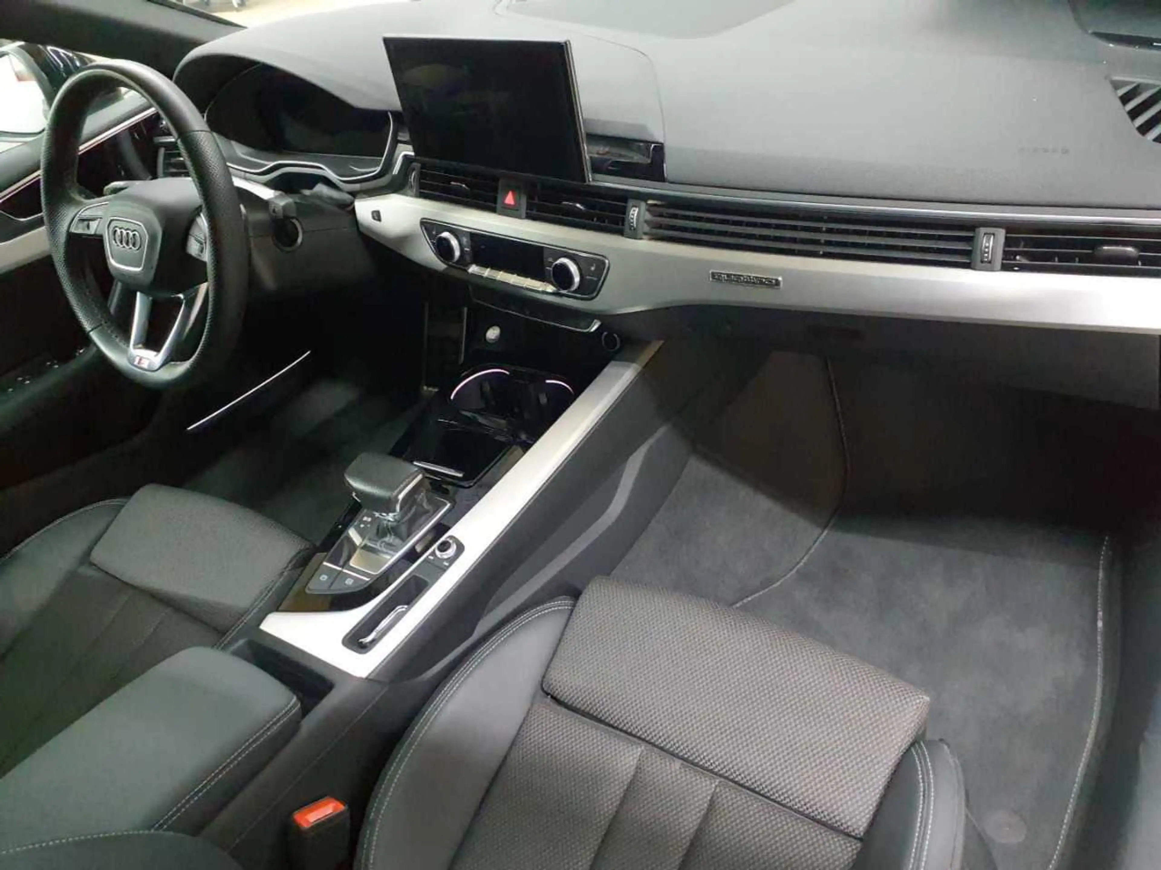 Audi A5 A5 Sportback 40 TDI quattro S tronic S line — photo 9