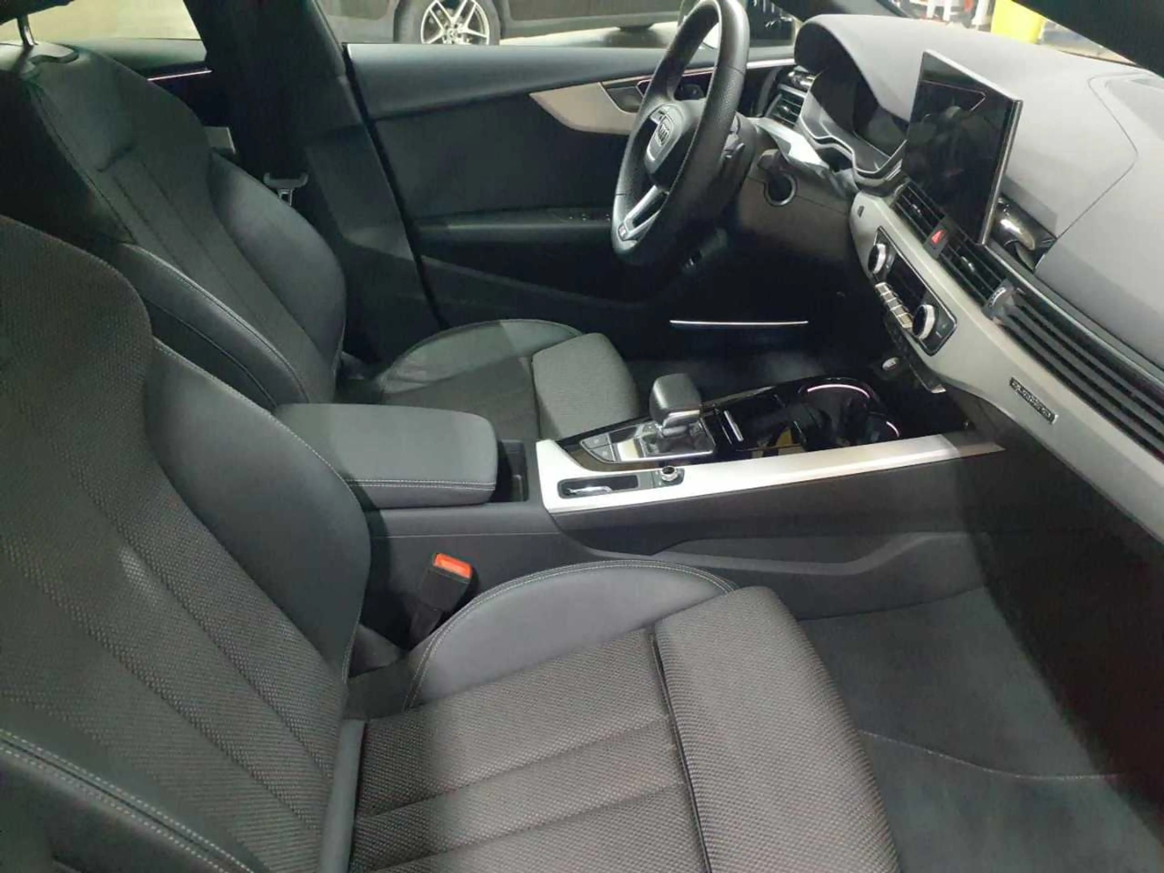 Audi A5 A5 Sportback 40 TDI quattro S tronic S line — photo 8