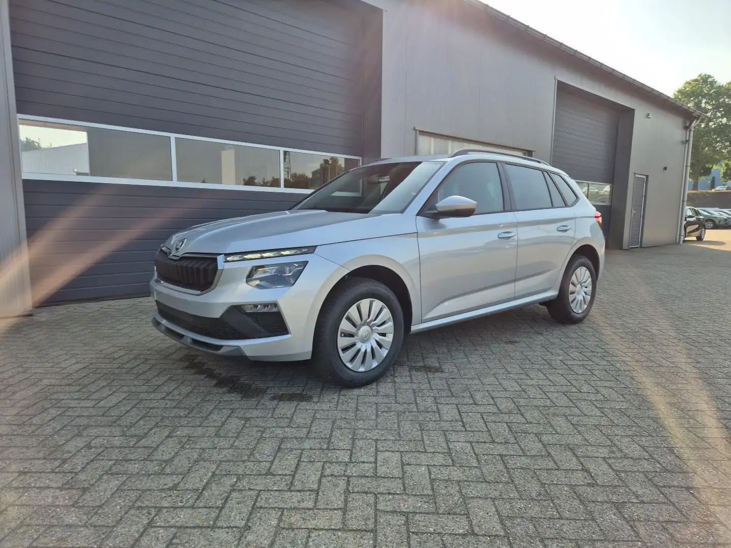 Skoda Kamiq 1.0 TSI 115PS DSG Selection Matrix-LED Sitzheiz... Zilver - 1