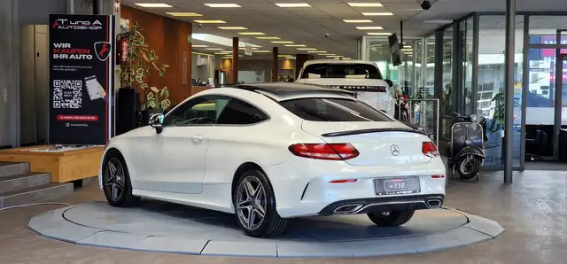 Mercedes-Benz C-Class view 6