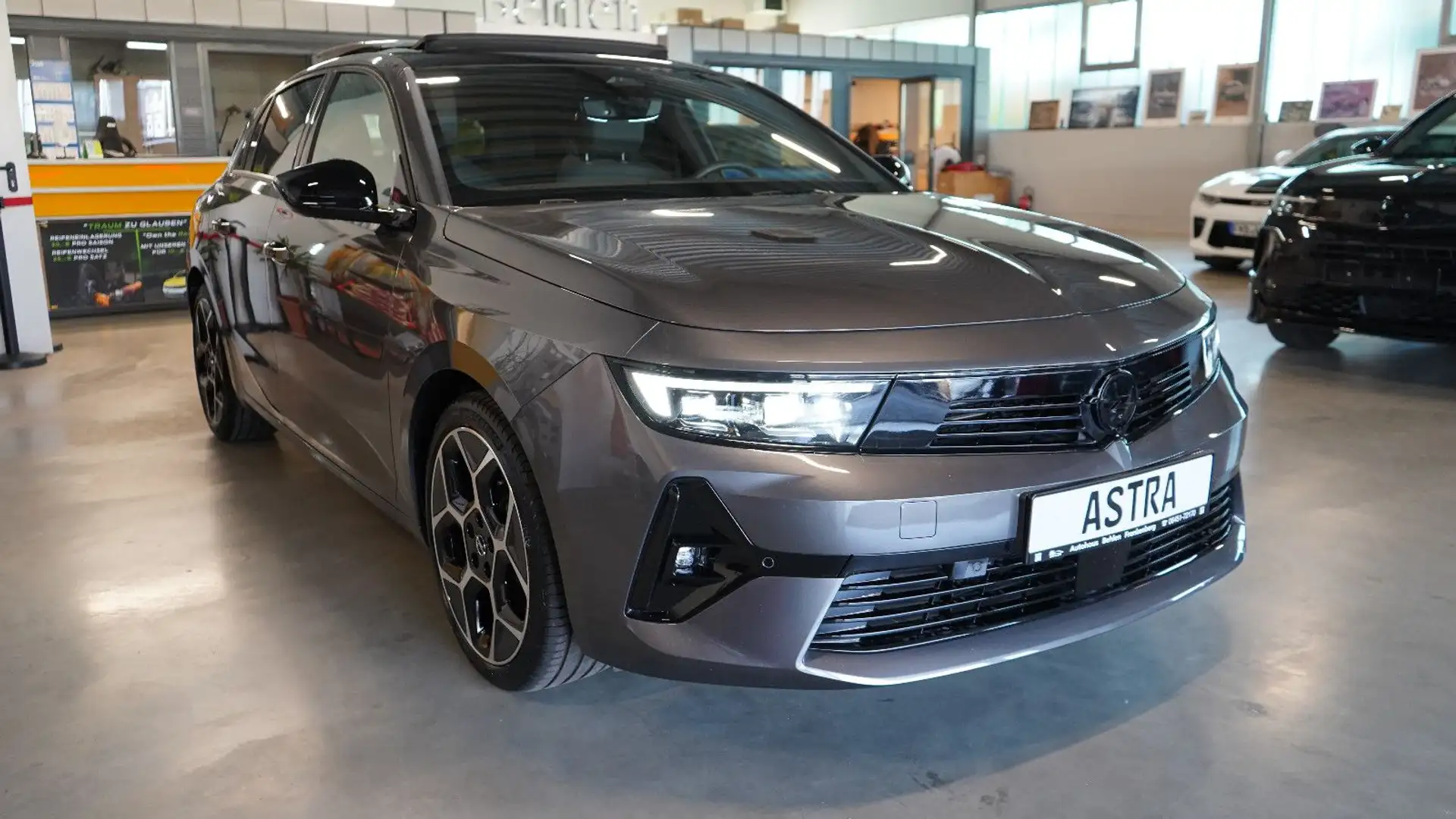 Opel Astra L Lim. Ultimate - Matrix LED/Pano/Sound Grau - 2