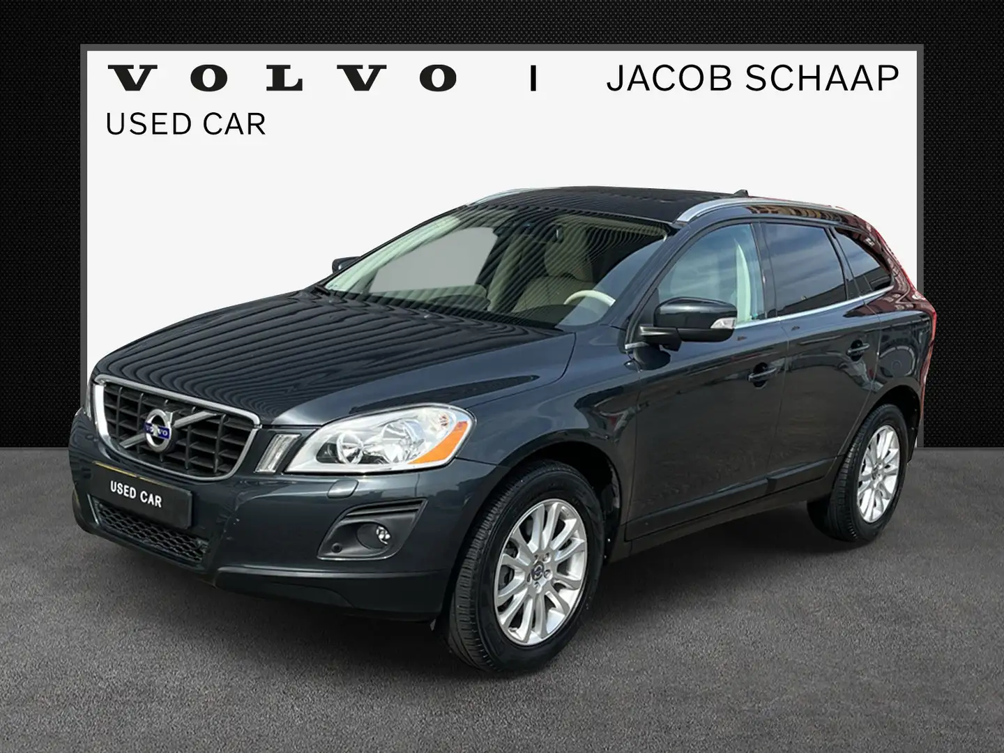 Volvo XC60 3.0 T6 AWD Summum / Keyless entry / 18" Velgen / T Szürke - 1