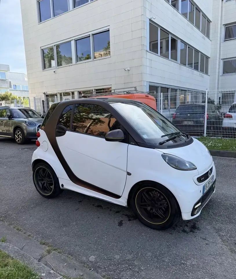Smart forTwo Brabus BoConcept 1.0 â 100ch