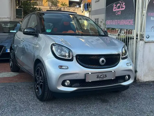 smart forFour 1.0 Cabrio neopatentati promo