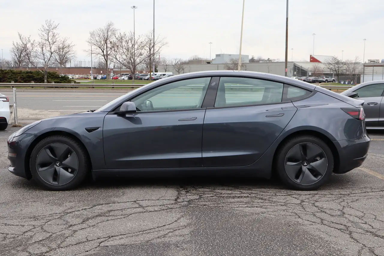 Tesla Model 3 fotografie Tesla Model 3