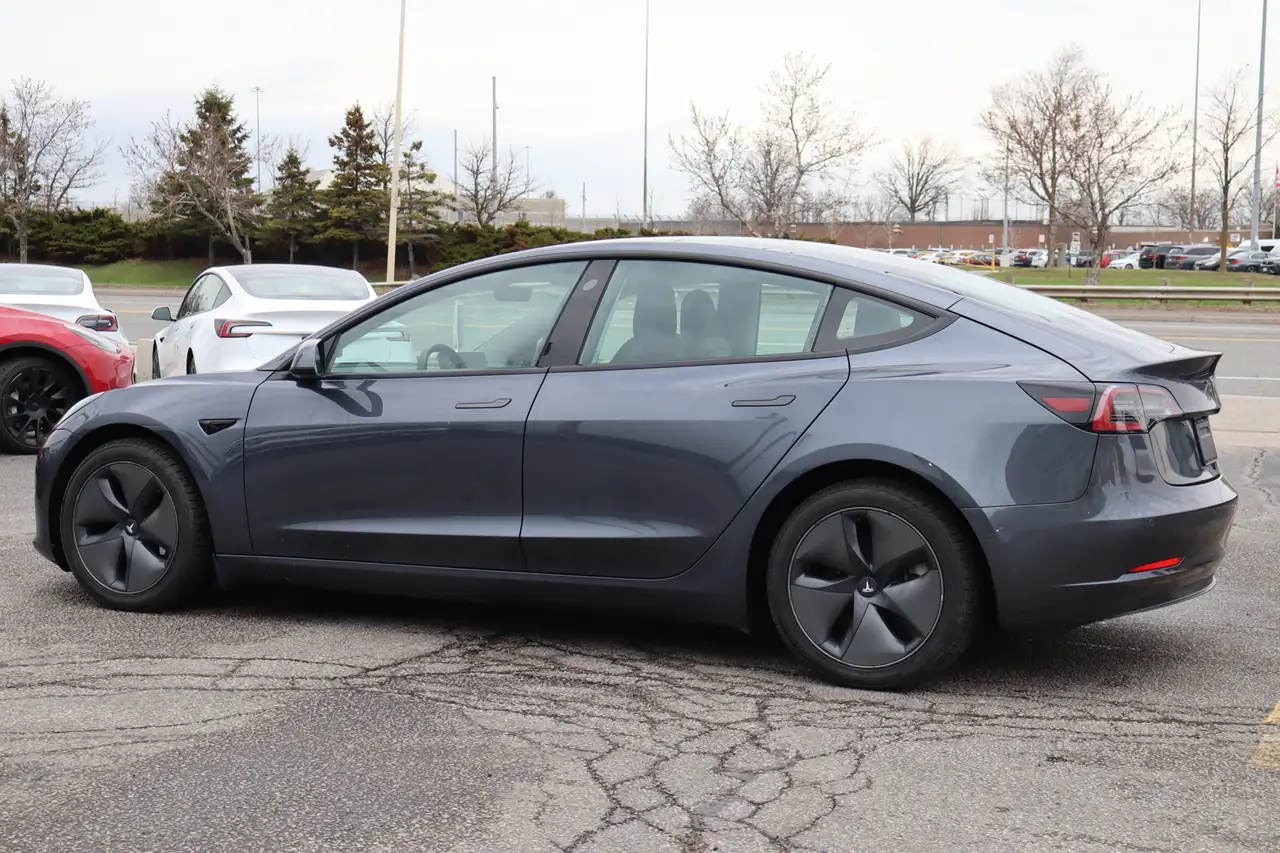 Tesla Model 3 fotografie Tesla Model 3