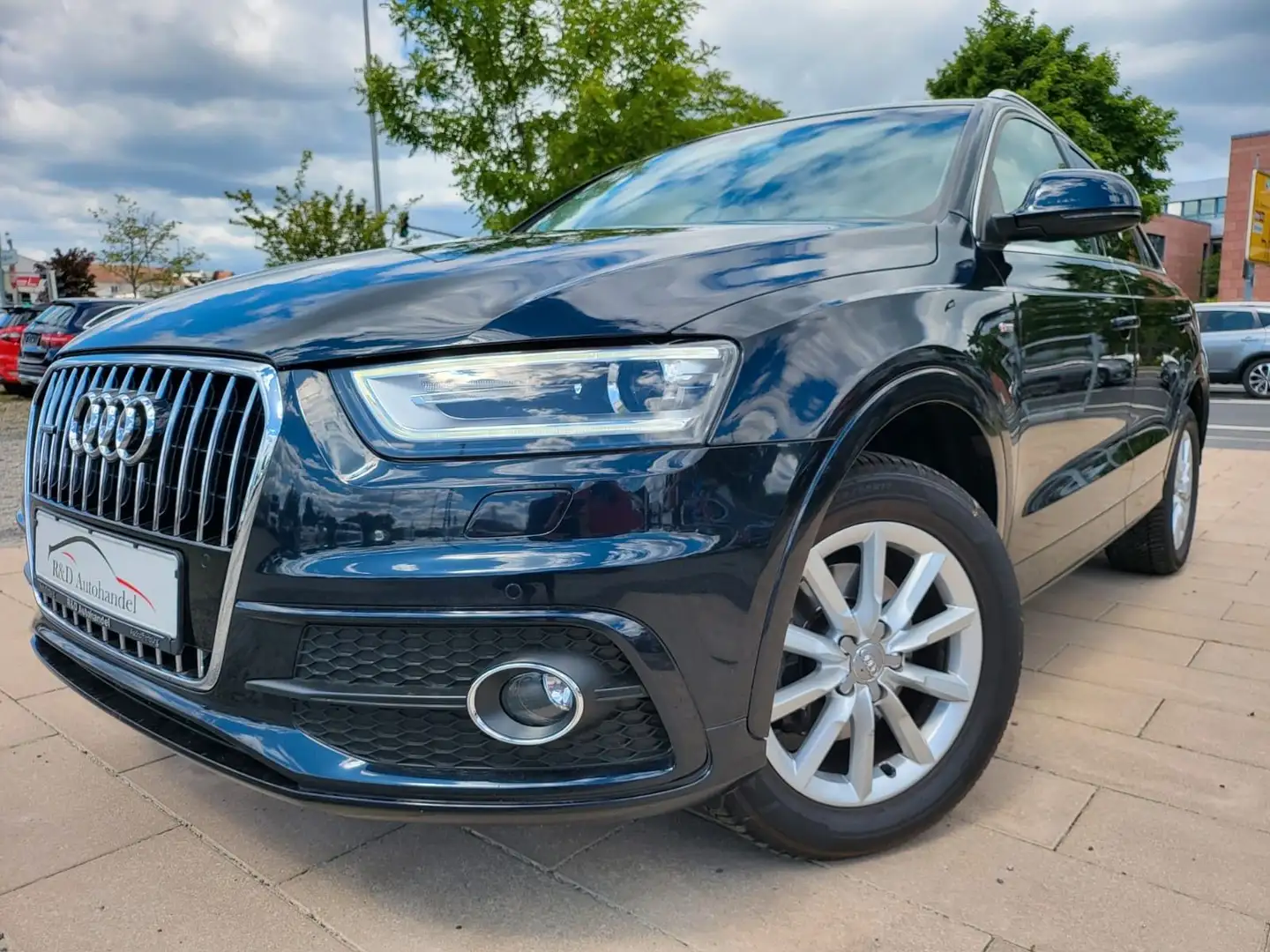 Audi Q3 2.0 TDI quattro S-Tronic Leder S-Line Panno Blau - 1