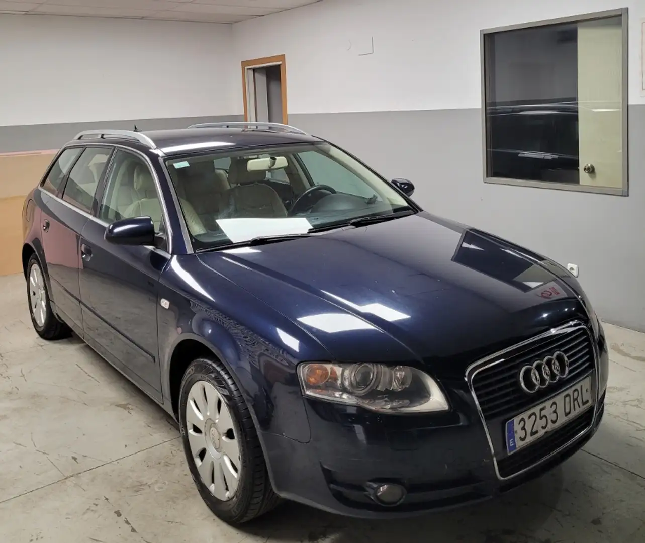 Audi A4 2.0TDI DPF Grijs - 2