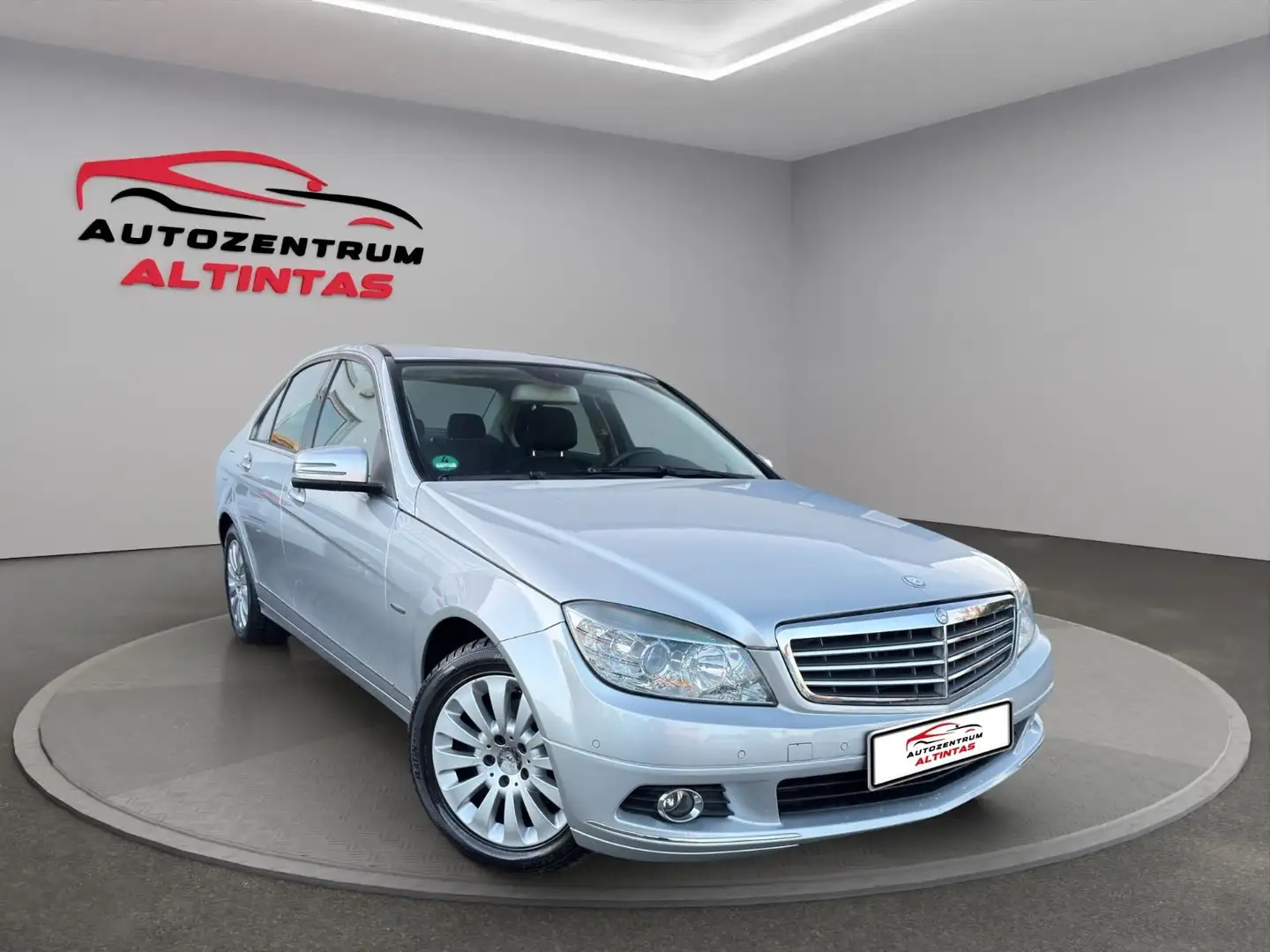 Mercedes-Benz C 180 Kompressor*AUTOM.*128TKM*NAVI*PDC*TÜV NEU* Silber - 2
