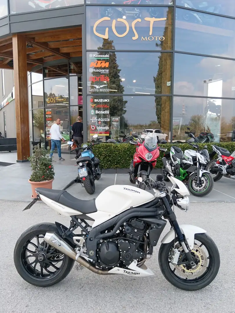 Triumph Speed Triple 1050 DV43913 - 1