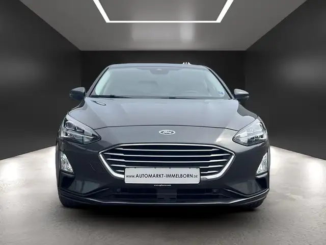 Ford Focus view 7