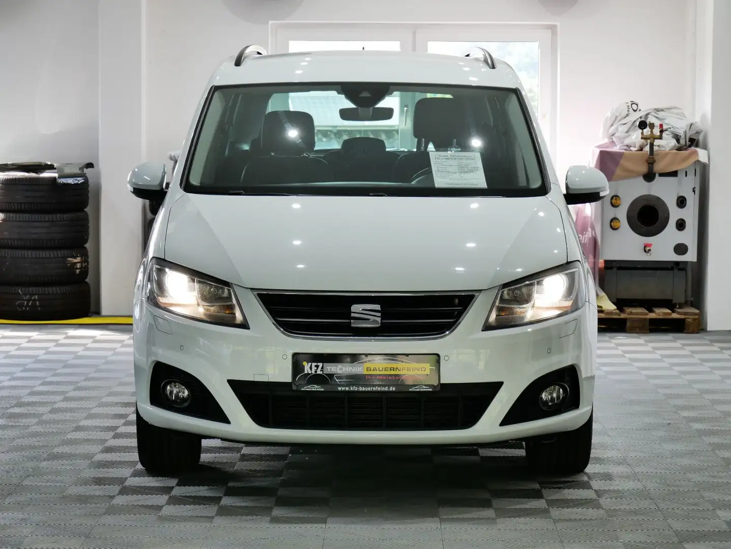 SEAT Alhambra Style 1.4 TSI DSG 8-FACH LEDER XENON Wit - 2