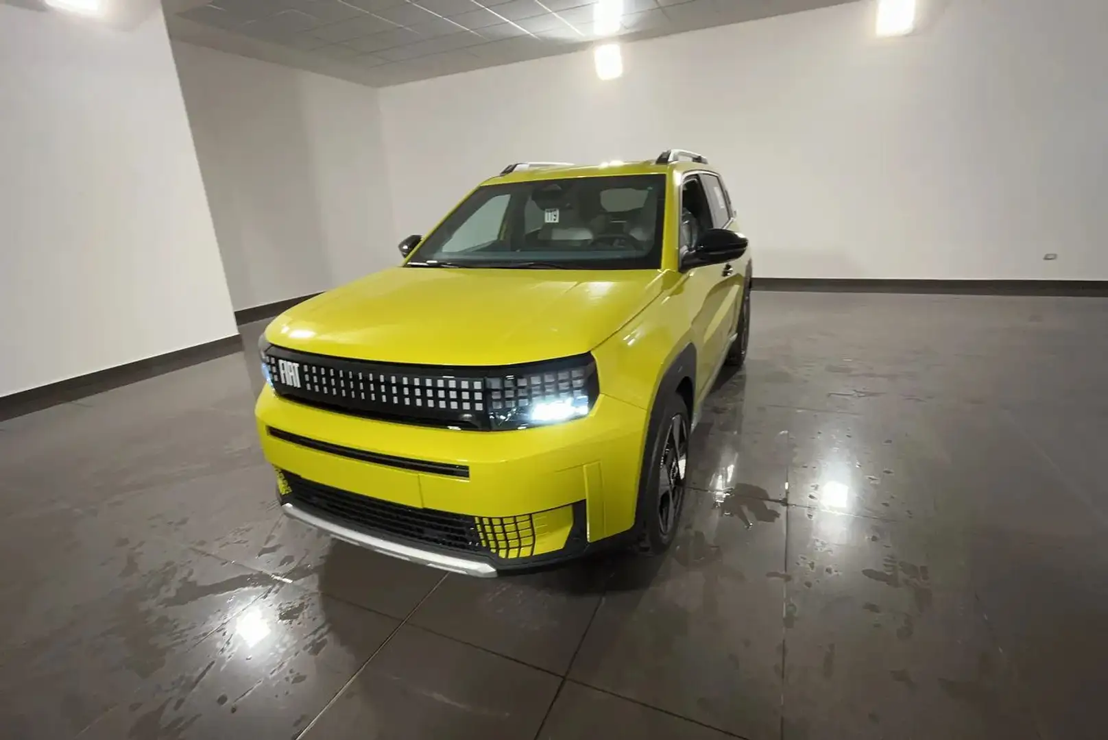 Fiat Grande Panda Grande Panda 1.2 hybrid La Prima 110cv e Galben - 1