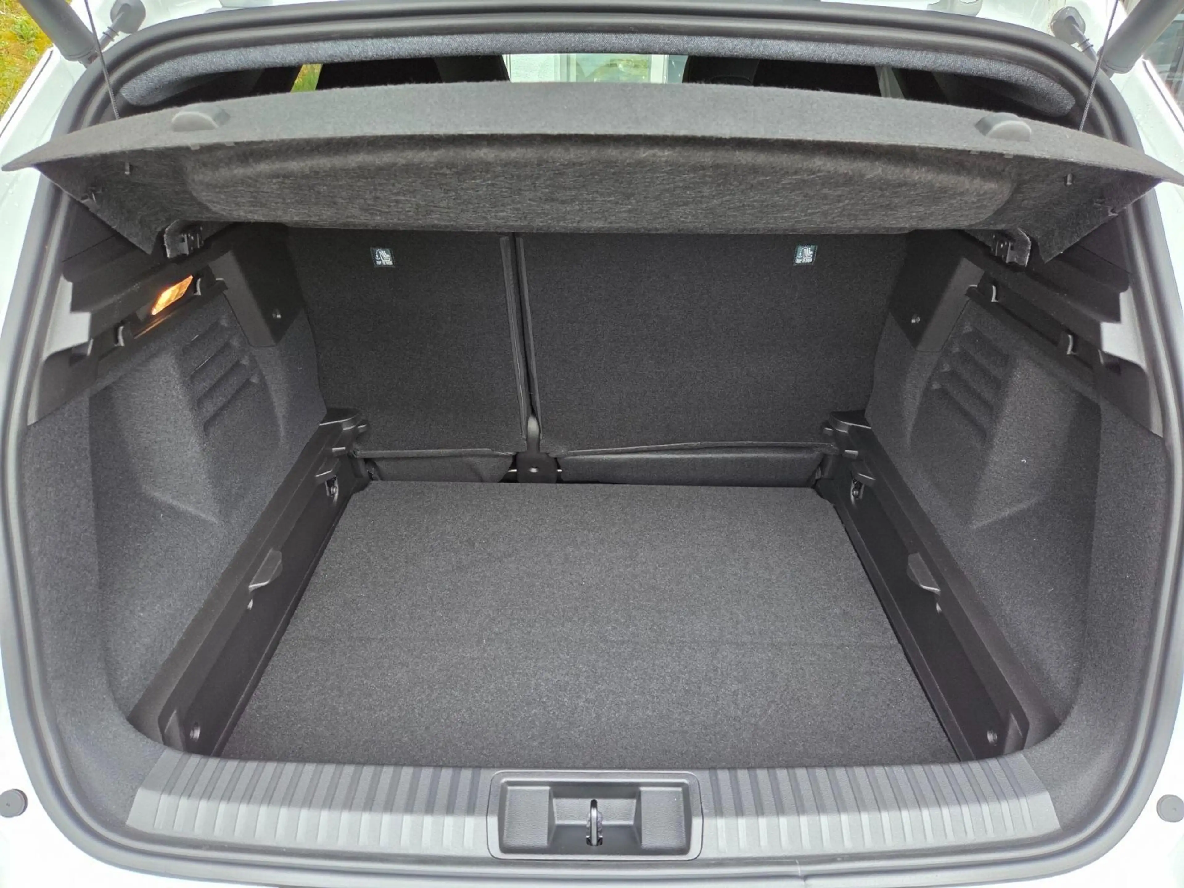 Mitsubishi Grandis Intro Edition 1.3 Turbo (140PS) 7-DCT — photo 15