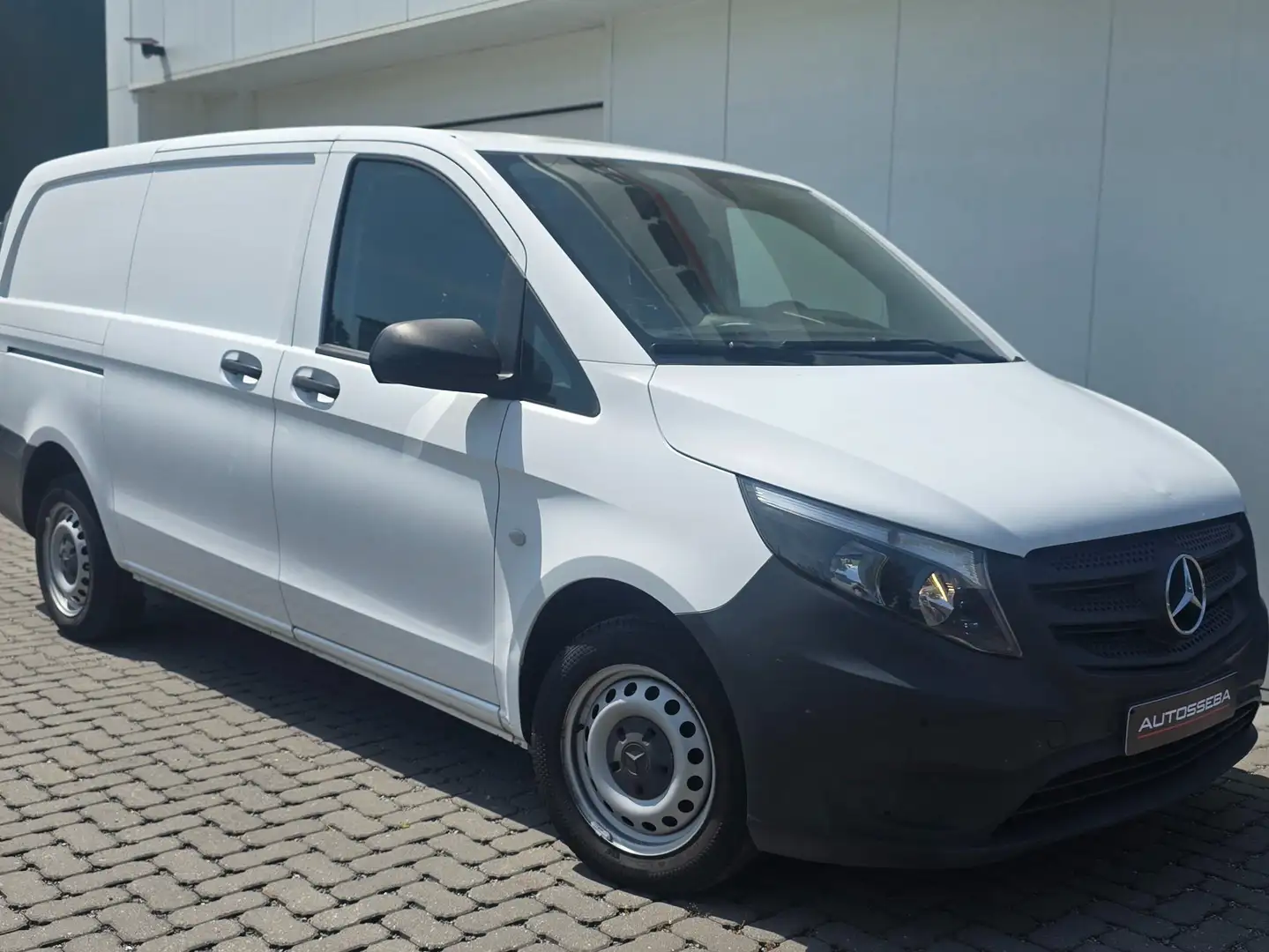 Mercedes-Benz Vito 111CDI  BlueTEC NAVI/LICHTE VRACHT *1ste Eigenaar* Weiß - 2