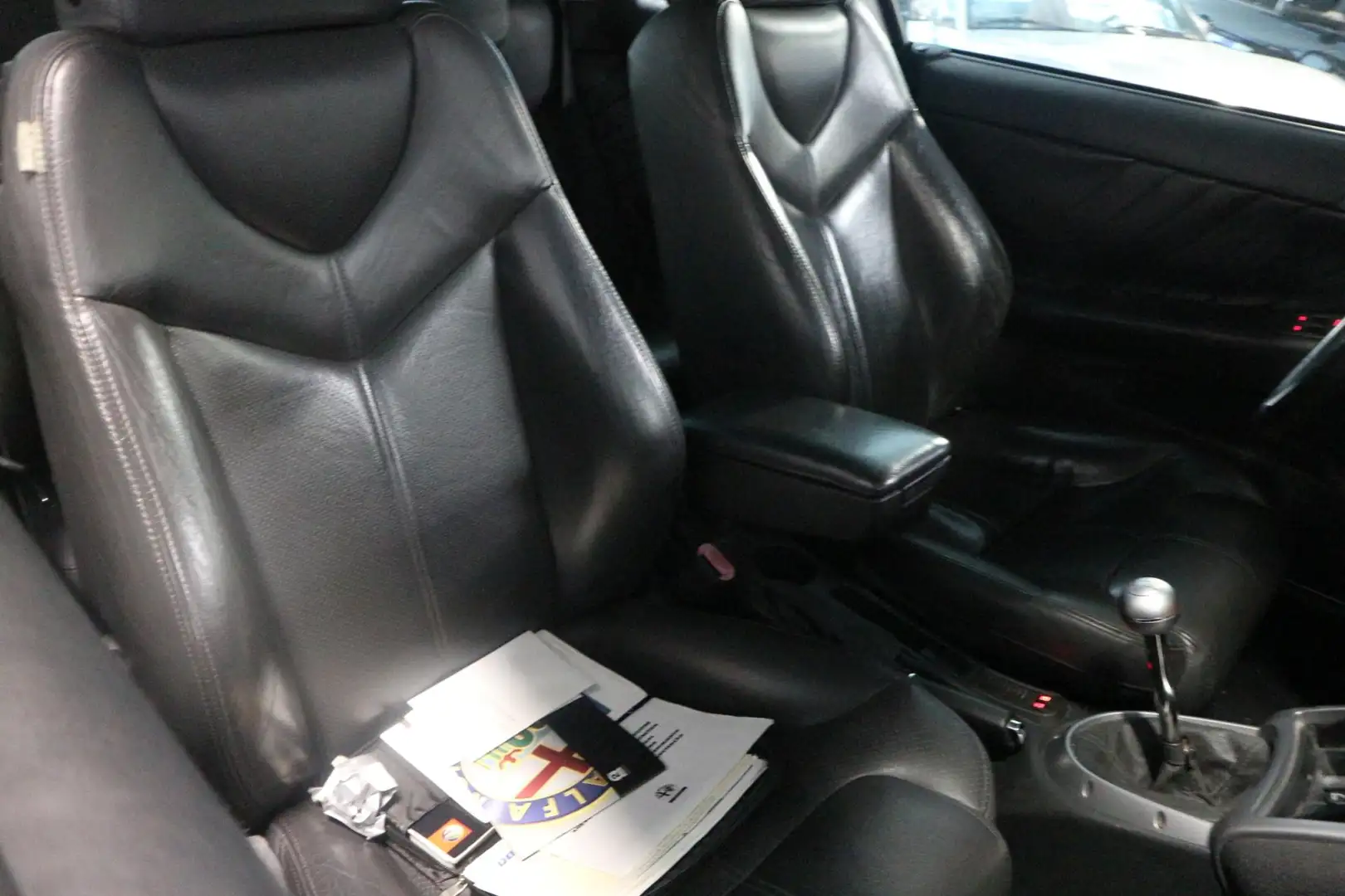 Alfa Romeo GT 2.0 JTS Progression / FULL SERVICE HISTORIE / NAP Gris - 2