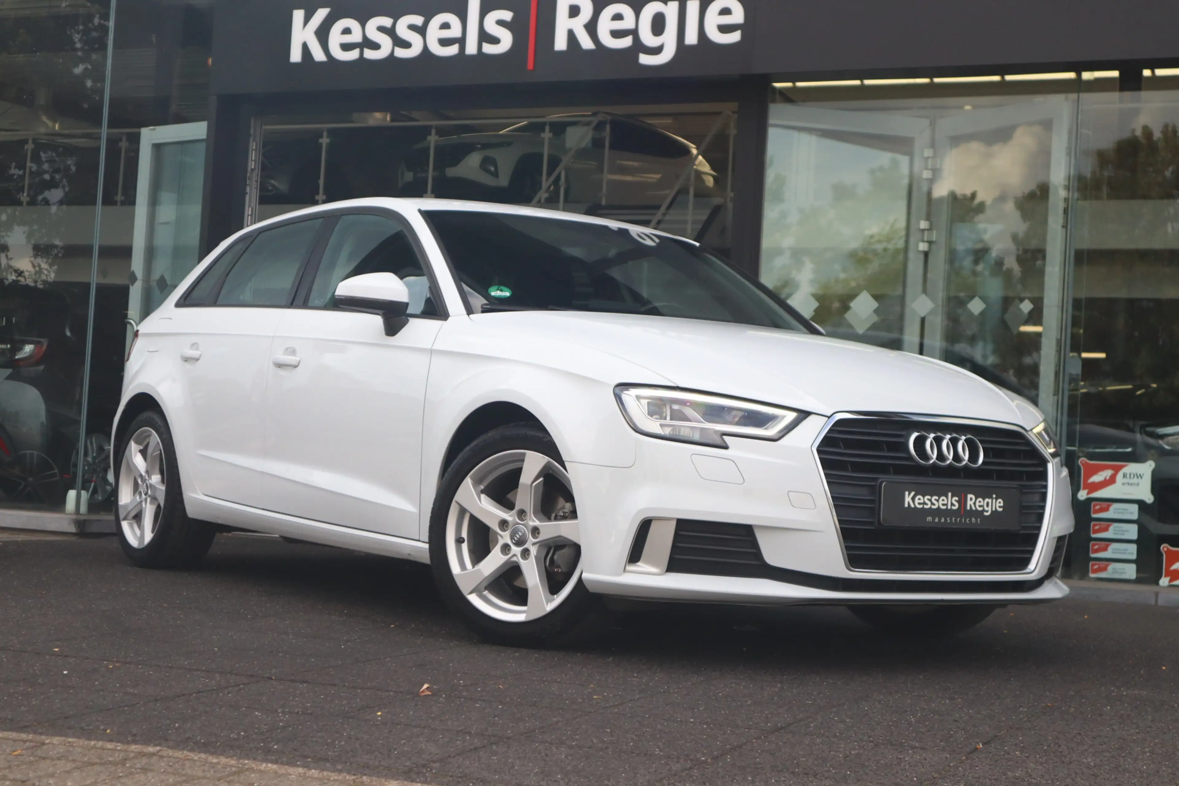 Audi A3 Sportback 1.0 TFSI Sport Edition | LED | Sensoren