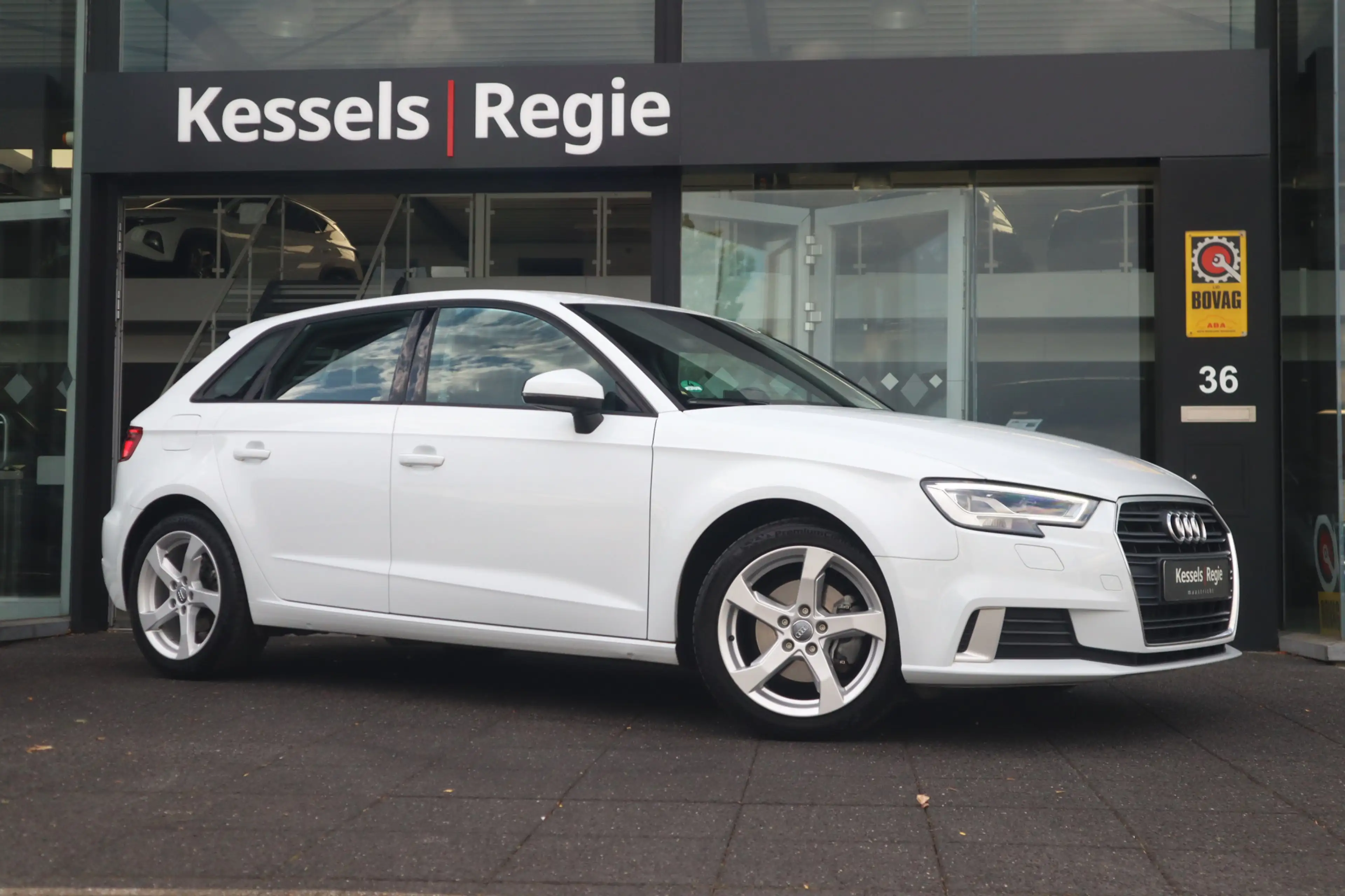 Audi A3 Sportback 1.0 TFSI Sport Edition | LED | Sensoren — photo 2