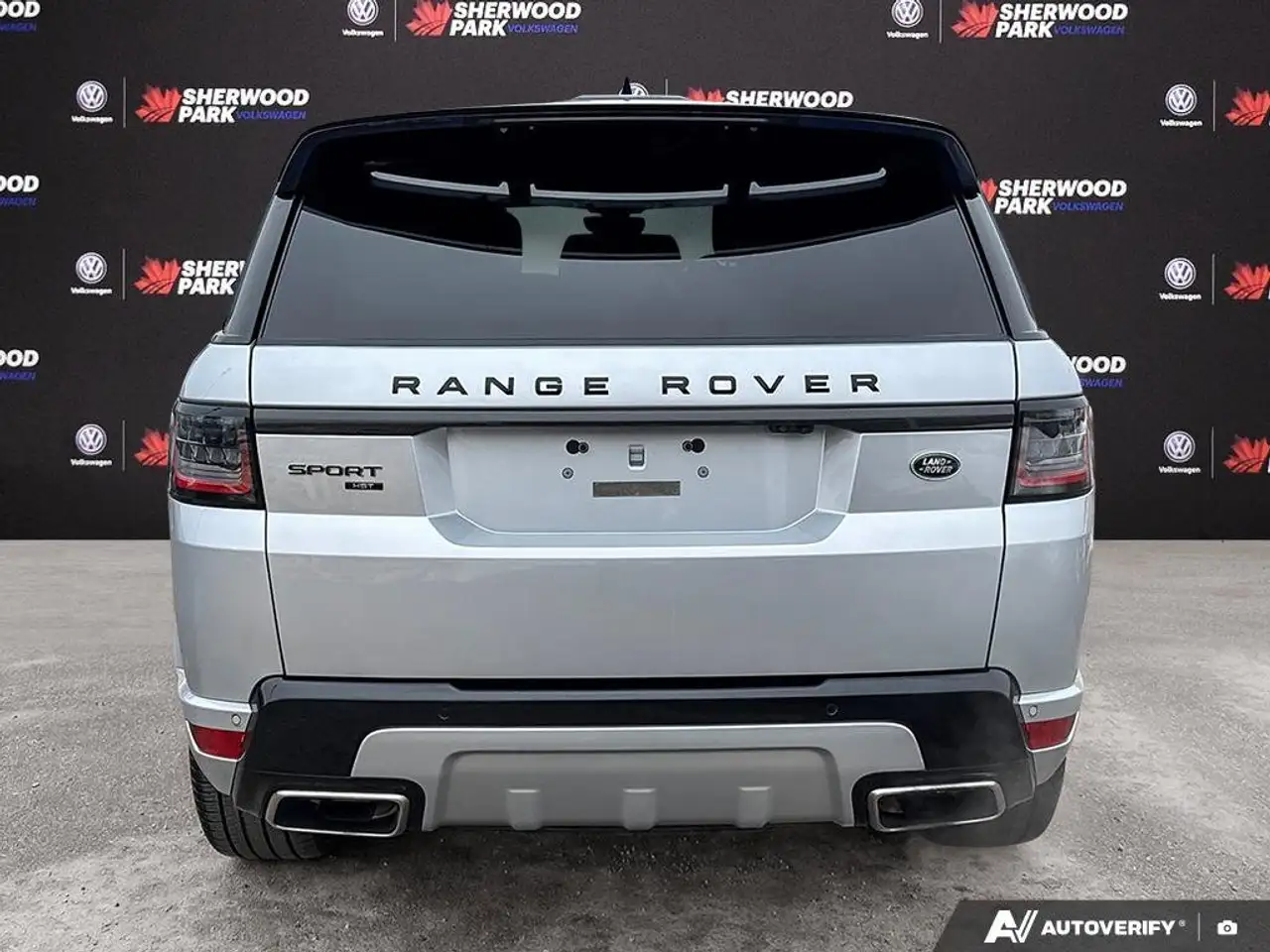 Land Rover Range Rover Sport снимка Land Rover Range Rover Sport