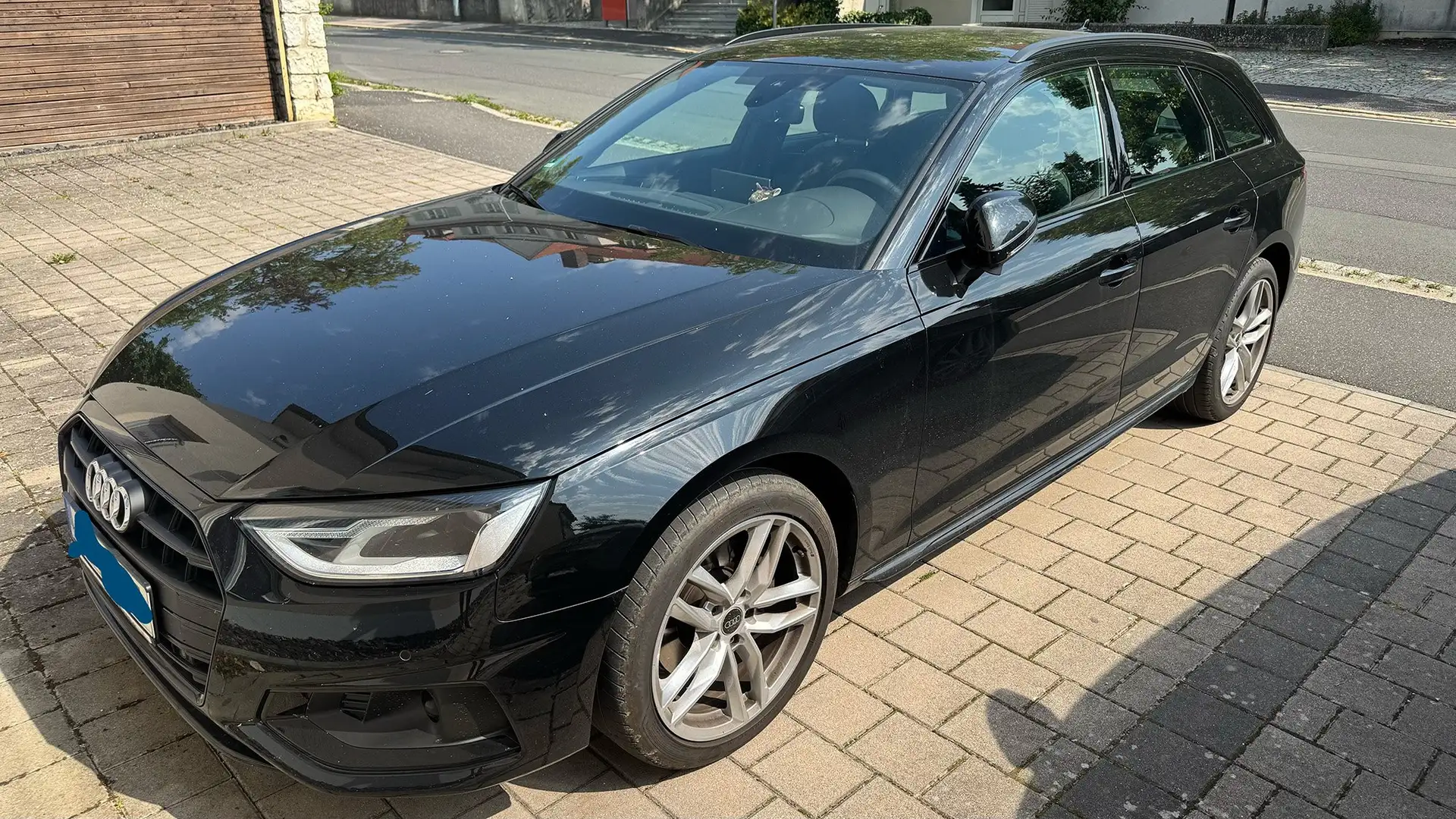 Audi A4 A4 Avant Avant 35 TFSI advanced mit Garantie Schwarz - 1