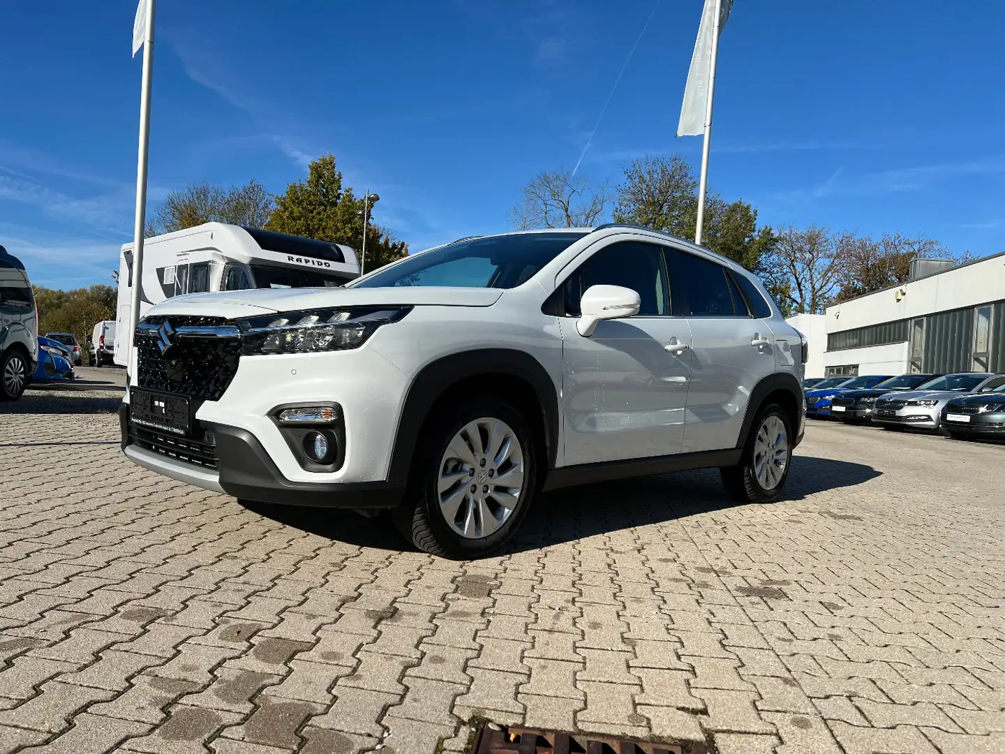 Suzuki S-Cross 1.4 Boosterjet 4WD GL+ *LED Navi Kamera* Blanc - 1