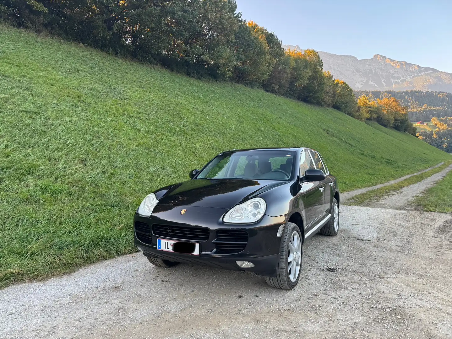 Porsche Cayenne 3,2 Tiptronic VR6 Schwarz - 1