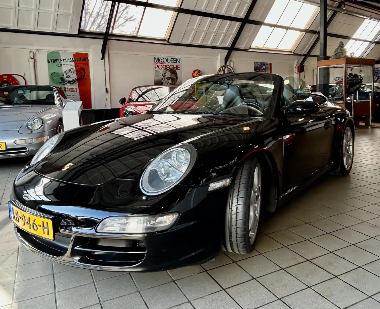 Porsche 997 Cabrio 3.8 Carrera S Noir - 2