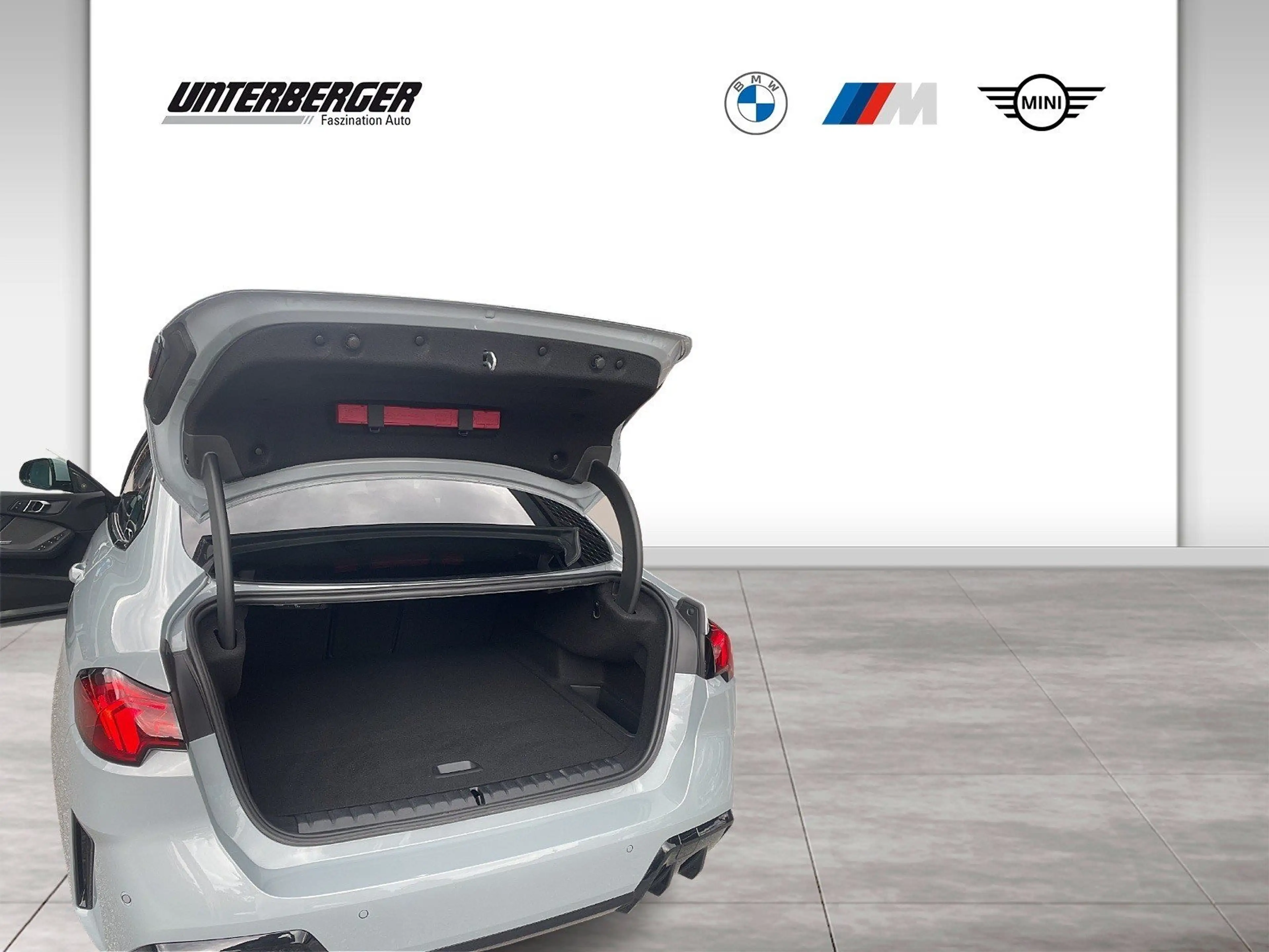 BMW 223 xDrive Gran Coupe — photo 12