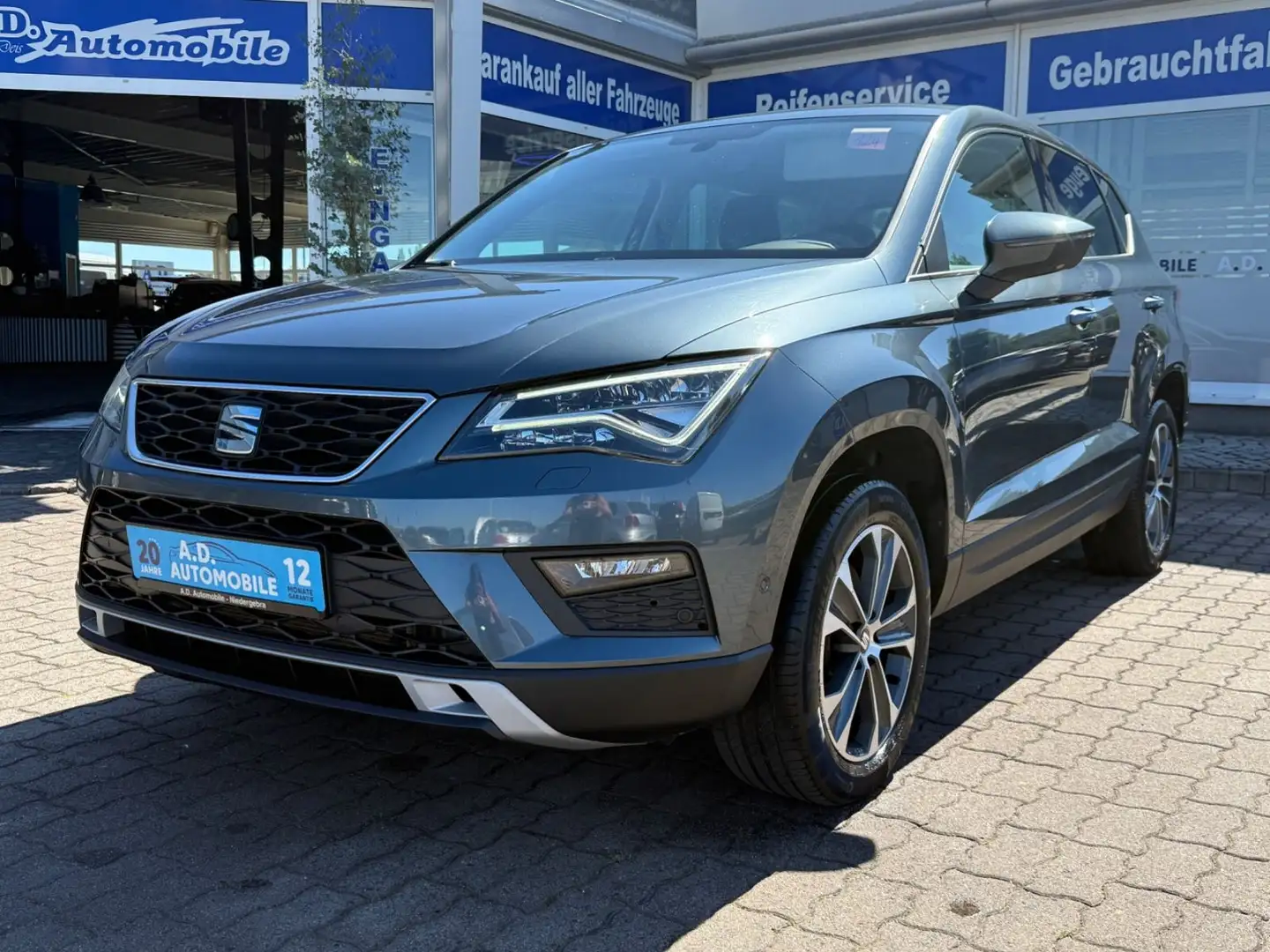 SEAT Ateca Style/Beats Sound/AppleCarPlay/LED/Navi Grau - 1